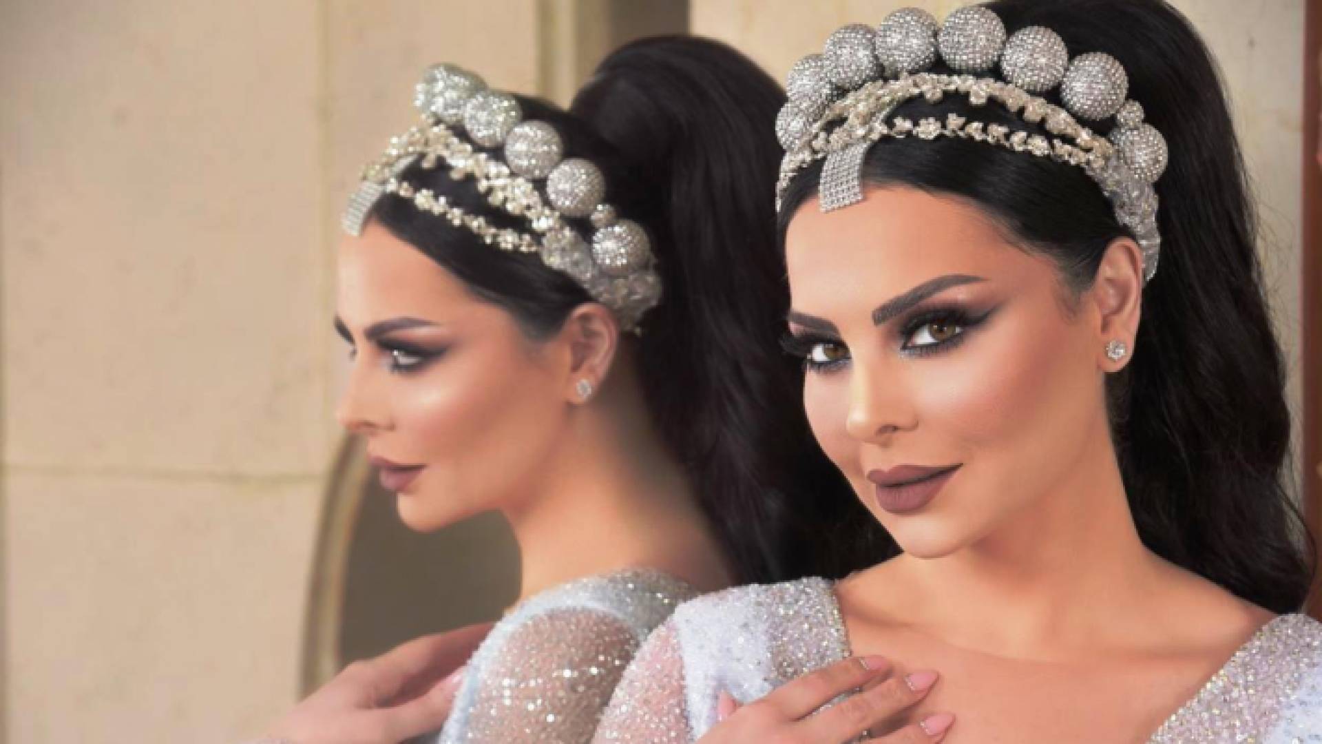 الفنانة ديانا كرزون