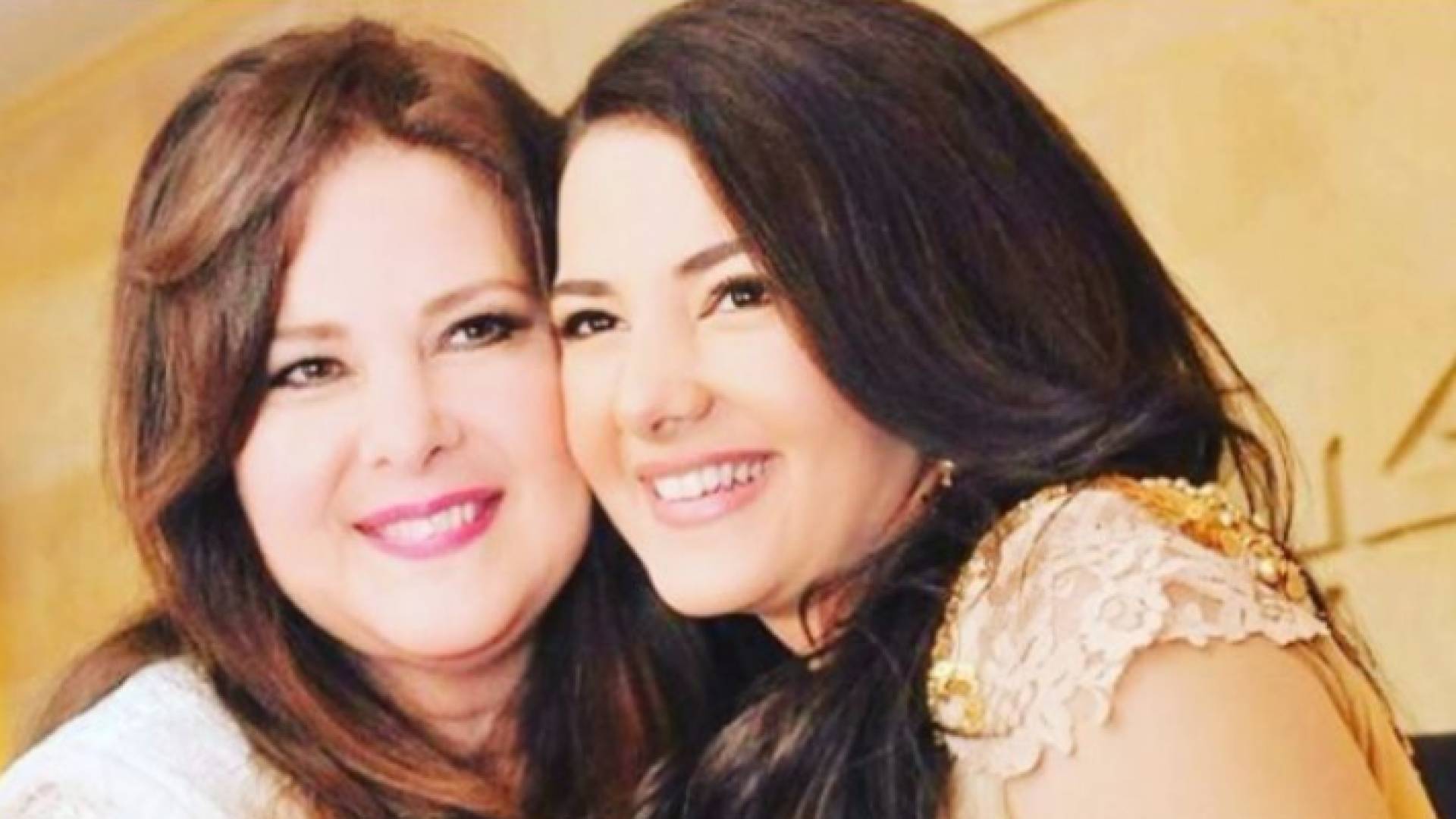 دلال عبد العزيز ودنيا سمير غانم