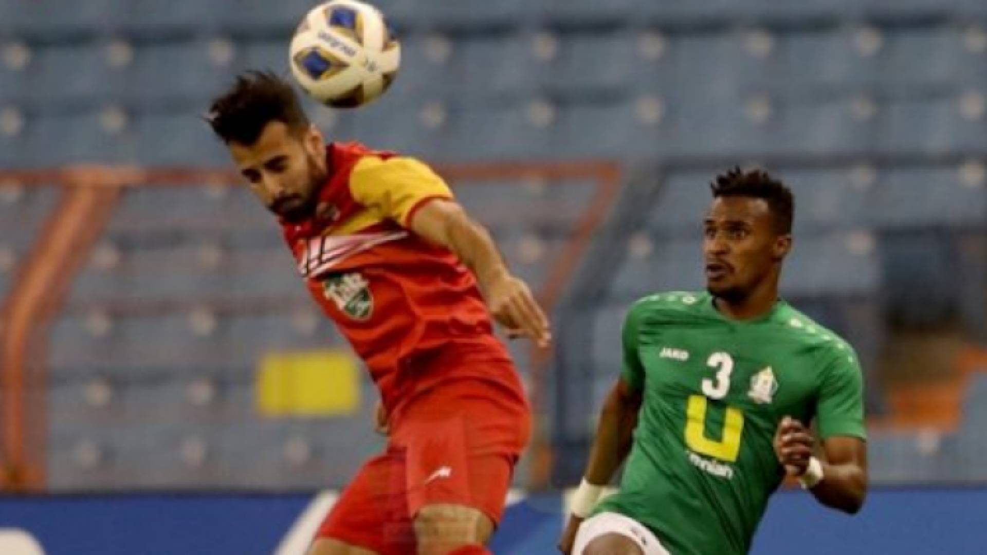 عبد الله ديارا في مباراة الوحدات وفولاذ الإيراني