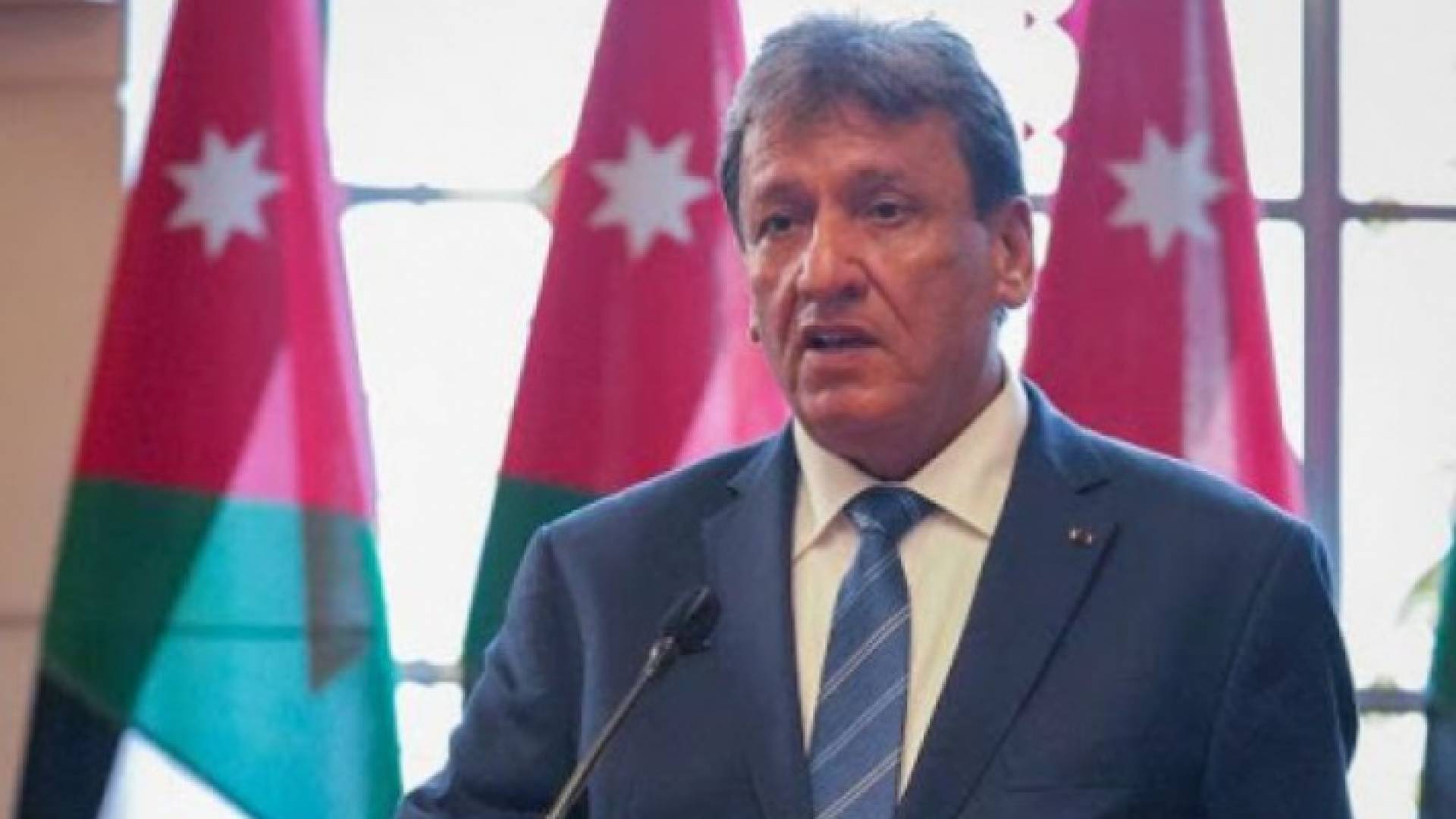 وزير النقل، وجيه عزايزة