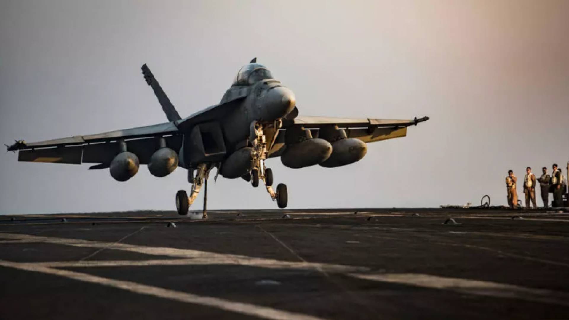 مقاتلة طراز اف-18 سوبر هورنت - ارشيفية