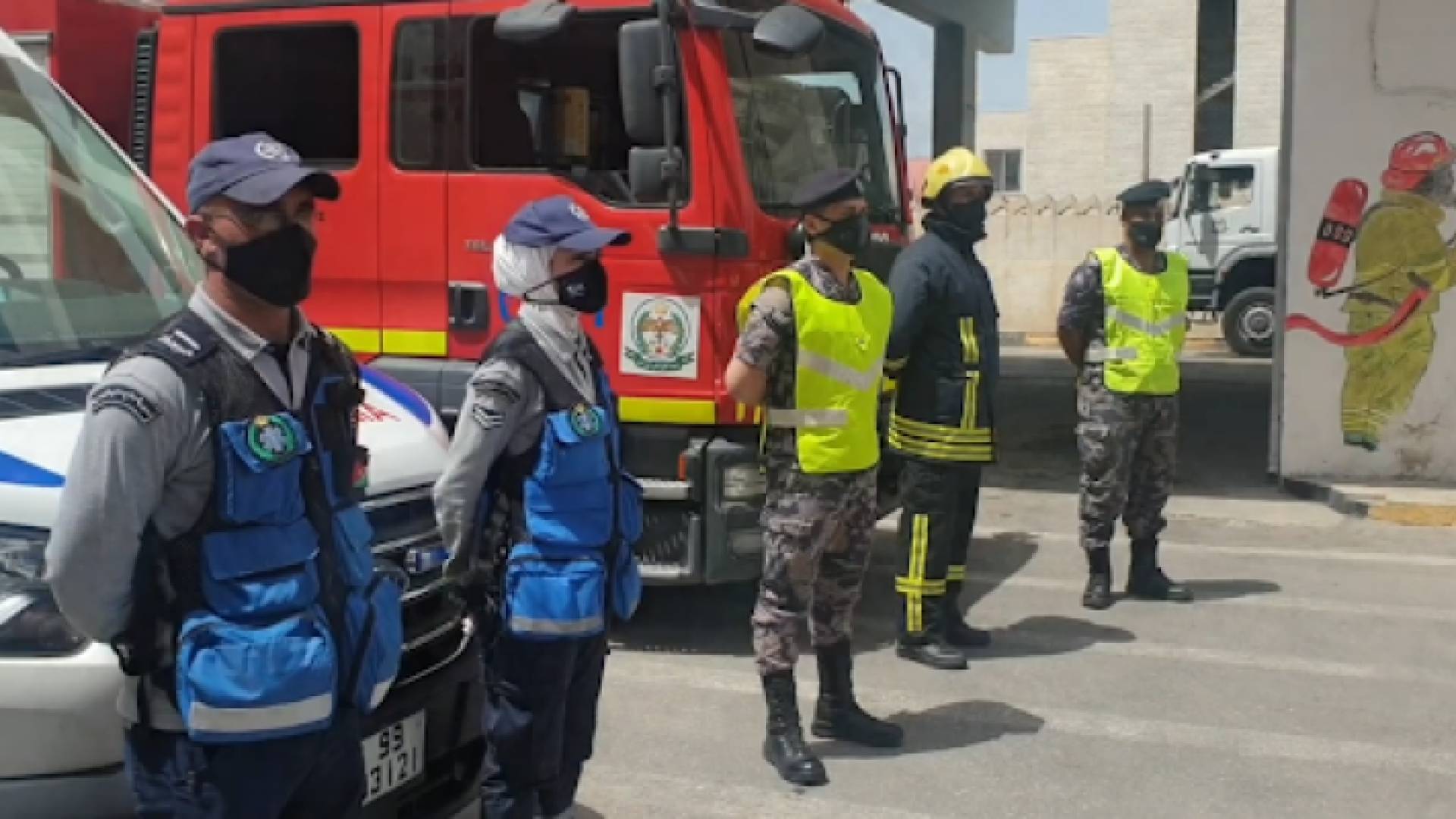 فرق الدفاع المدني في إربد