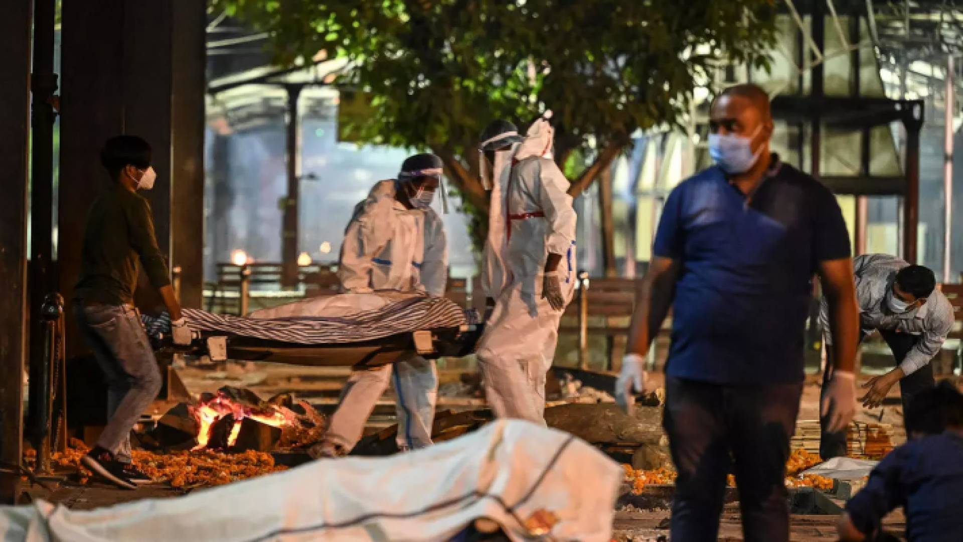 من أمام أحد المستشفيات في الهند