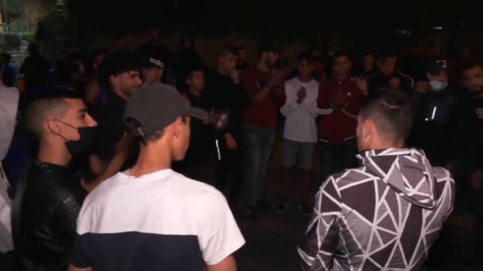 من الاعتصام