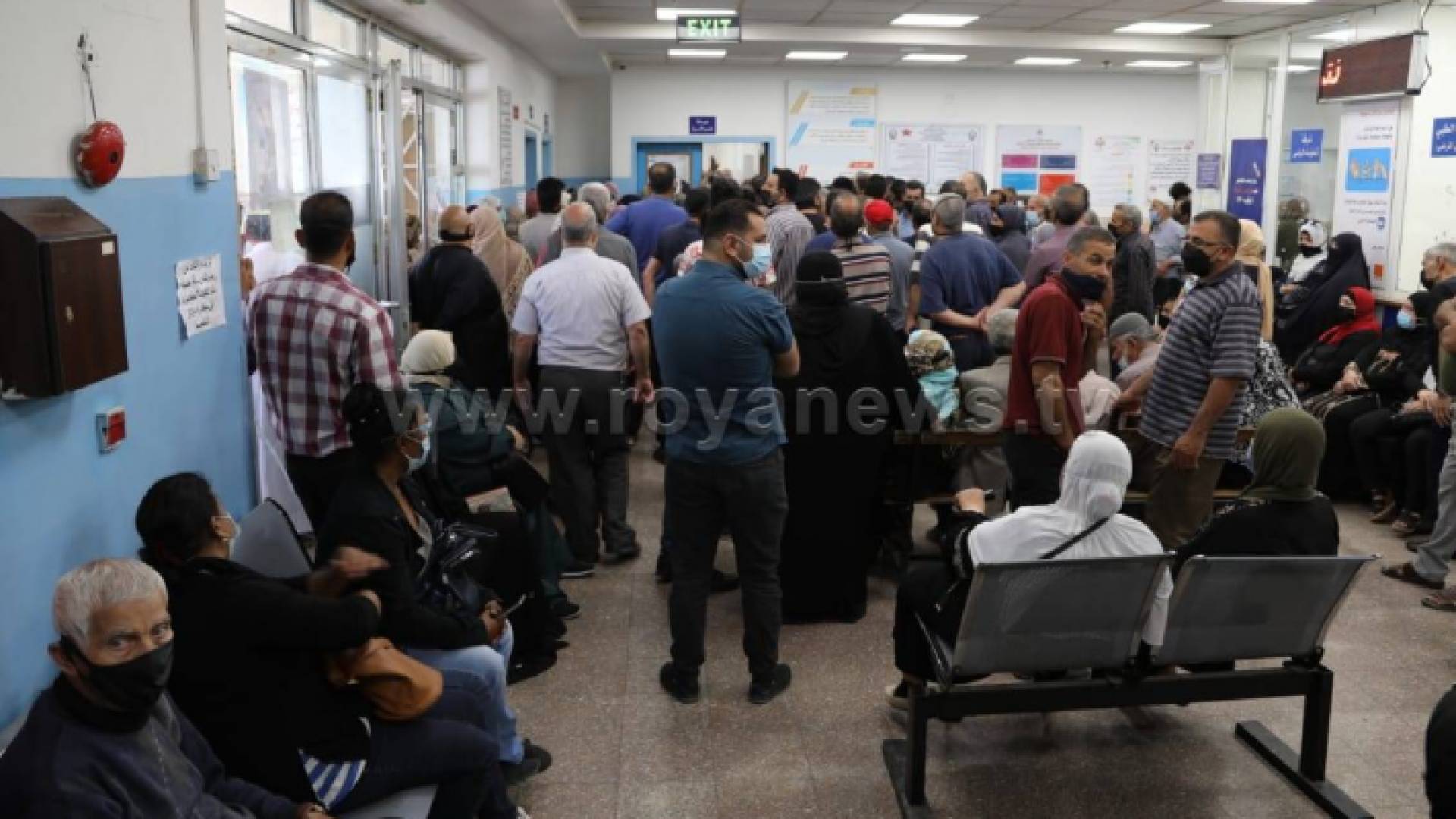 جانب من الازدحام في مستشفى البشير. (تصوير فارس خليفة)