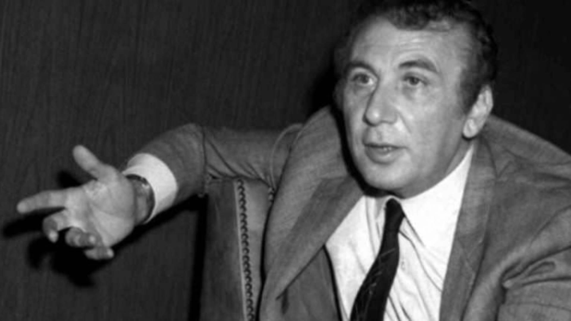 الشاعر السوري الراحل نزار قباني - ارشيفية