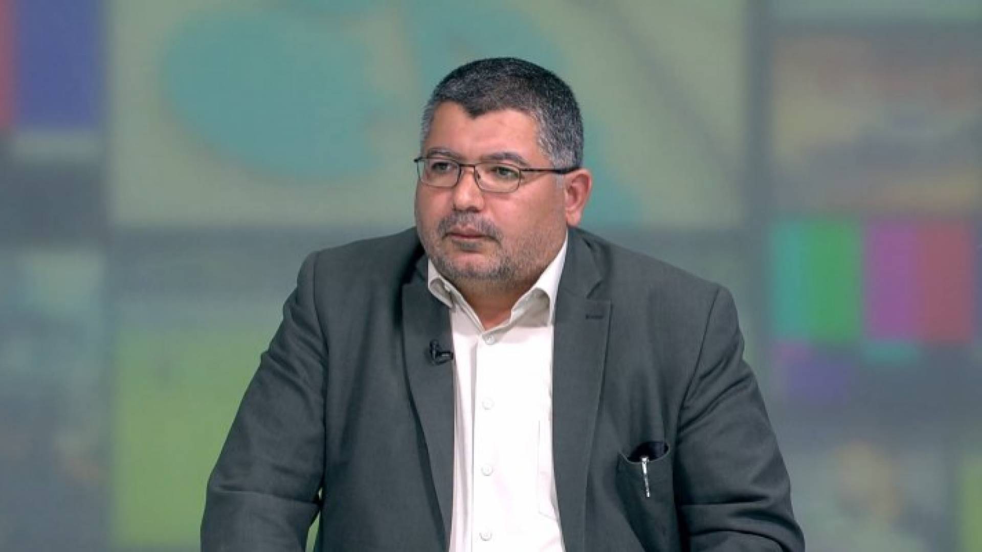 الاستشاري والأستاذ المشارك في الطب الوقائي والوبائيات، الدكتور منير ابوهلالة - أرشيفية