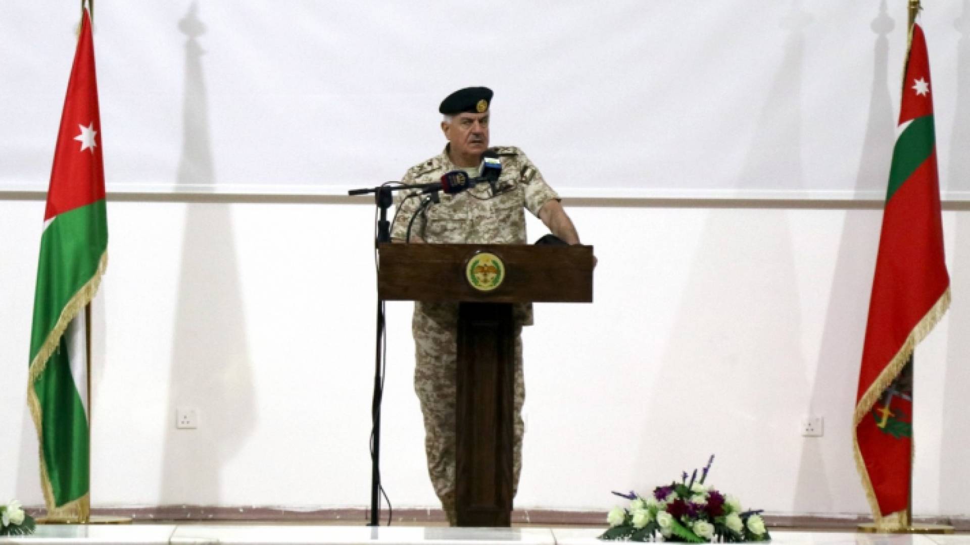 رئيس هيئة الأركان المشتركة، اللواء الركن يوسف أحمد الحنيطي.