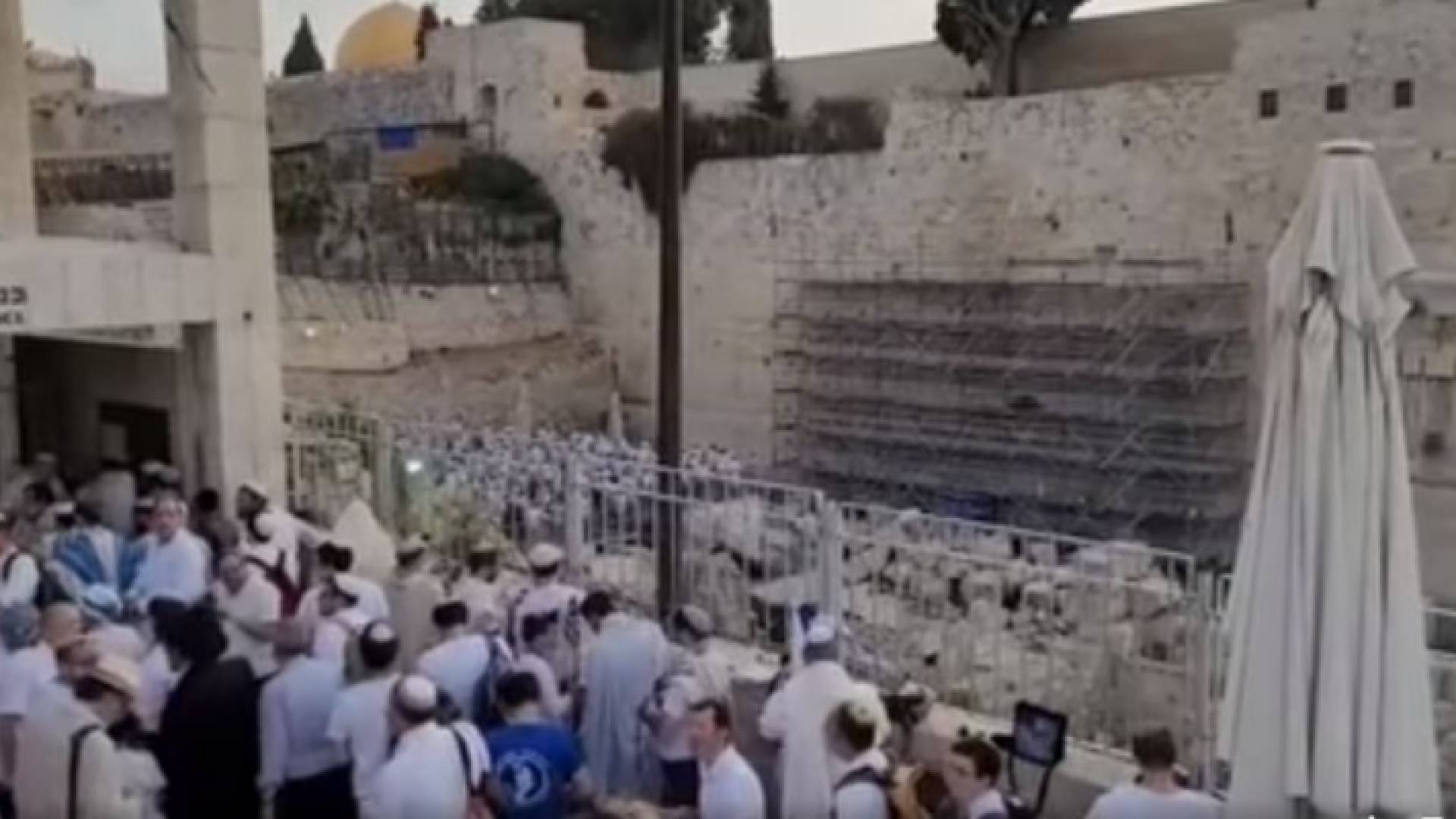 جانب من حشود المستوطنين