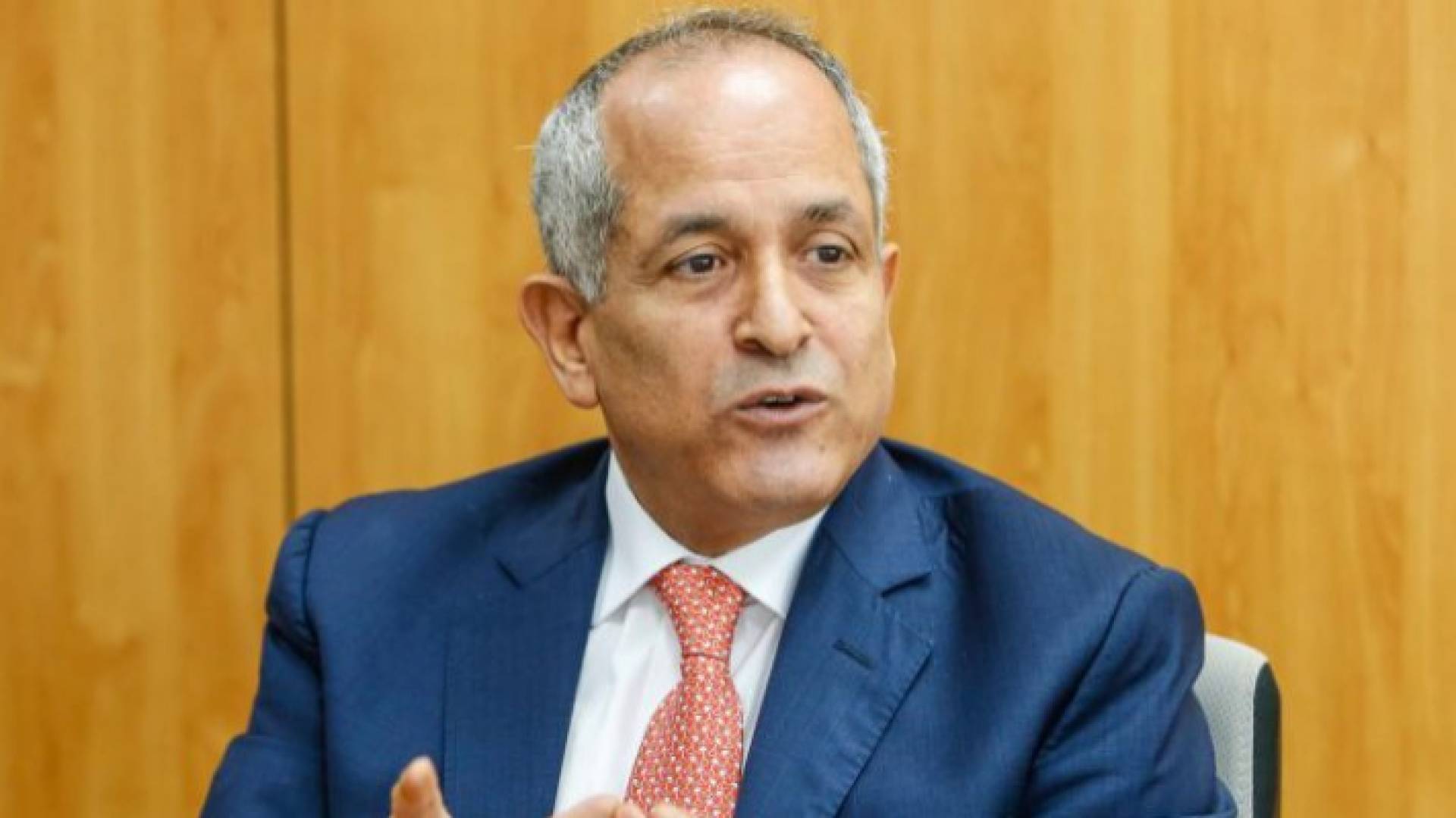 وزير الخارجية وشؤون المغتربين بالوكالة علي العايد