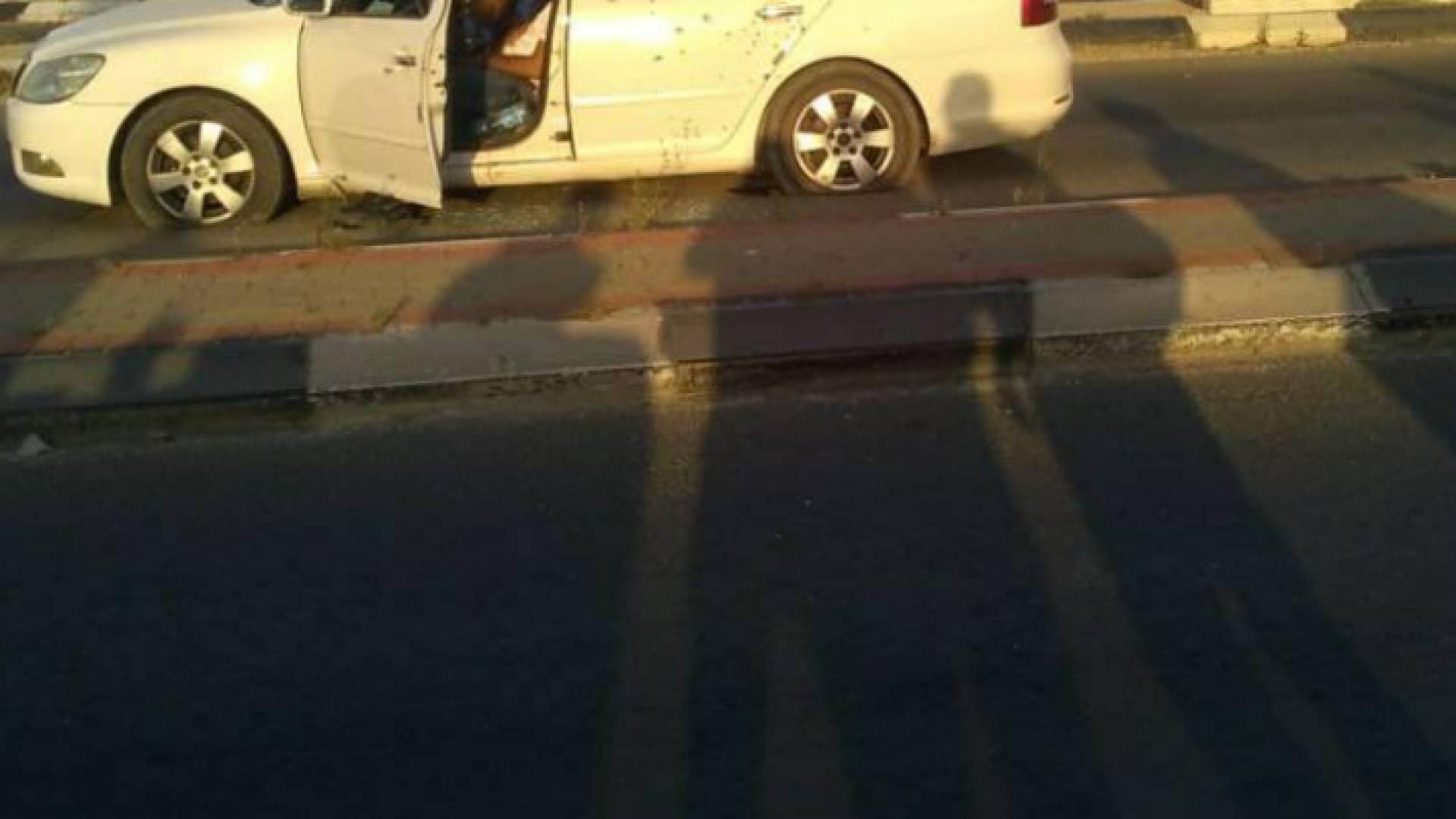 السيارة التي كان يستقلها الشهيدان