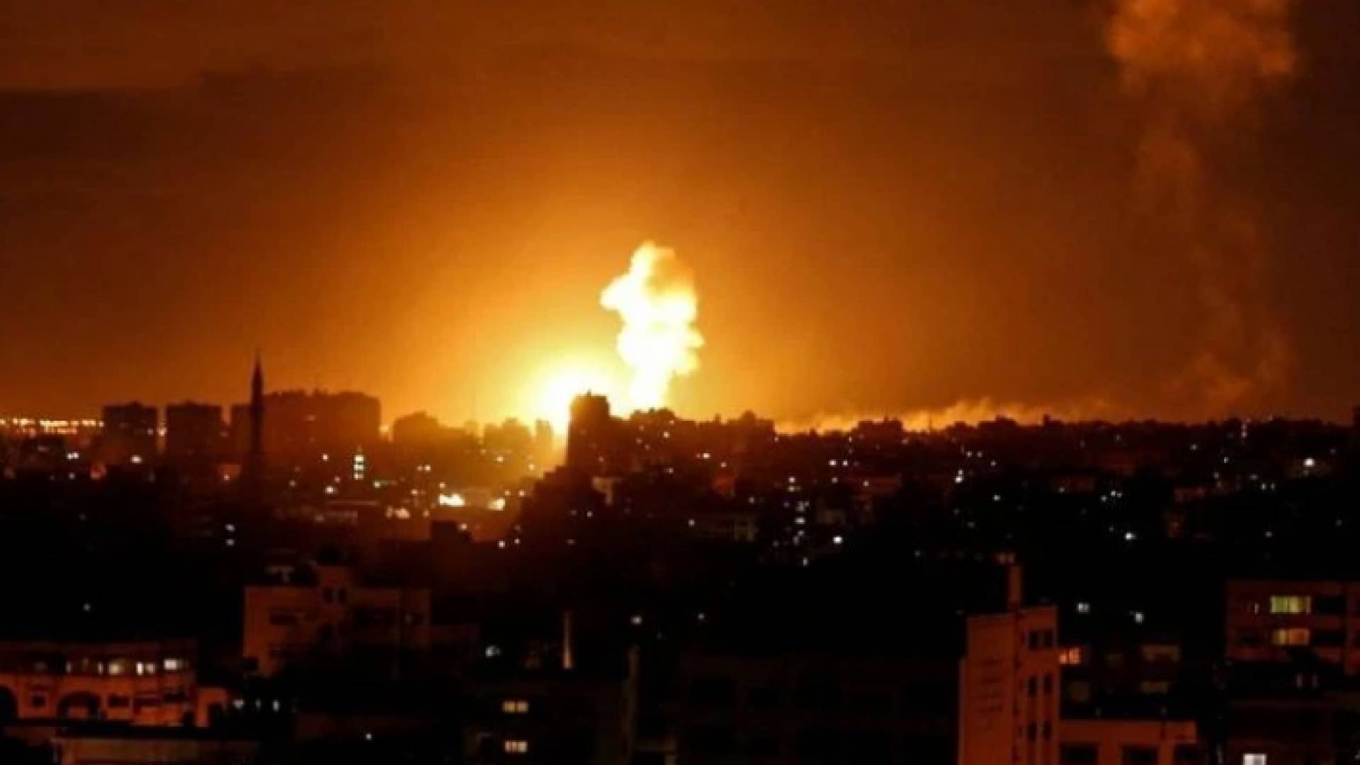 الاحتلال الإسرائيلي يوجه ضربات صاروخية لقطاع غزة