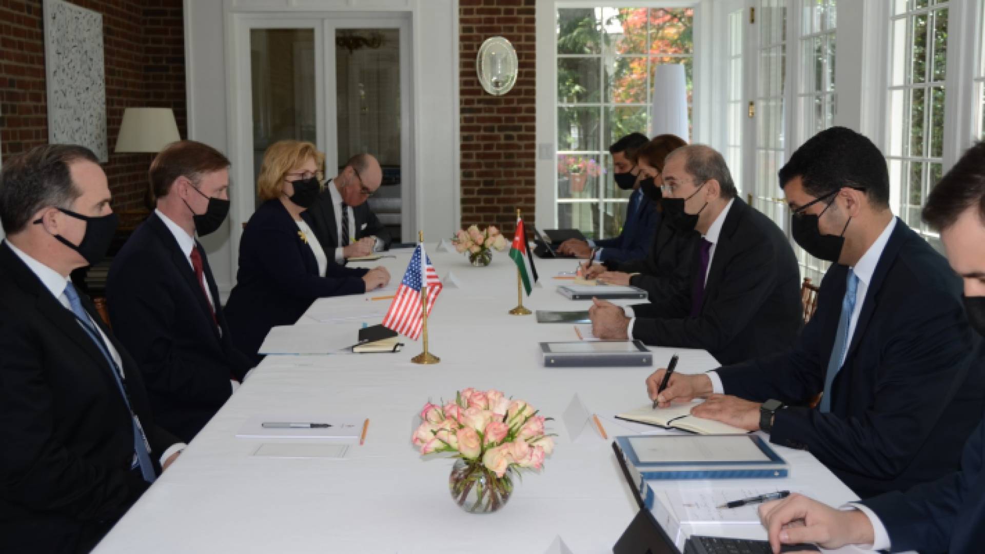 خلال لقاء وزير الخارجية أيمن الصفدي بنظيره الأمريكي