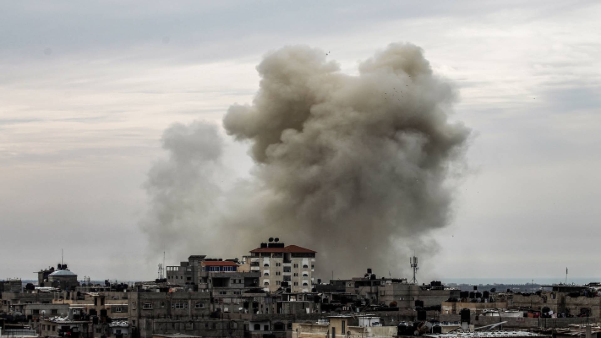 غارة لجيش الاحتلال الإسرائيلي على قطاع غزة. (أرشيفية)