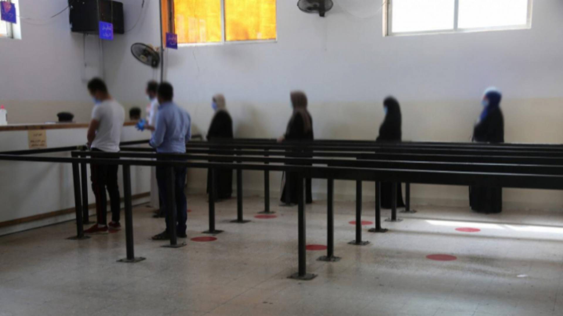 صورة أرشيفية لزيارة نزلاء في أحد مراكز الإصلاح والتأهيل