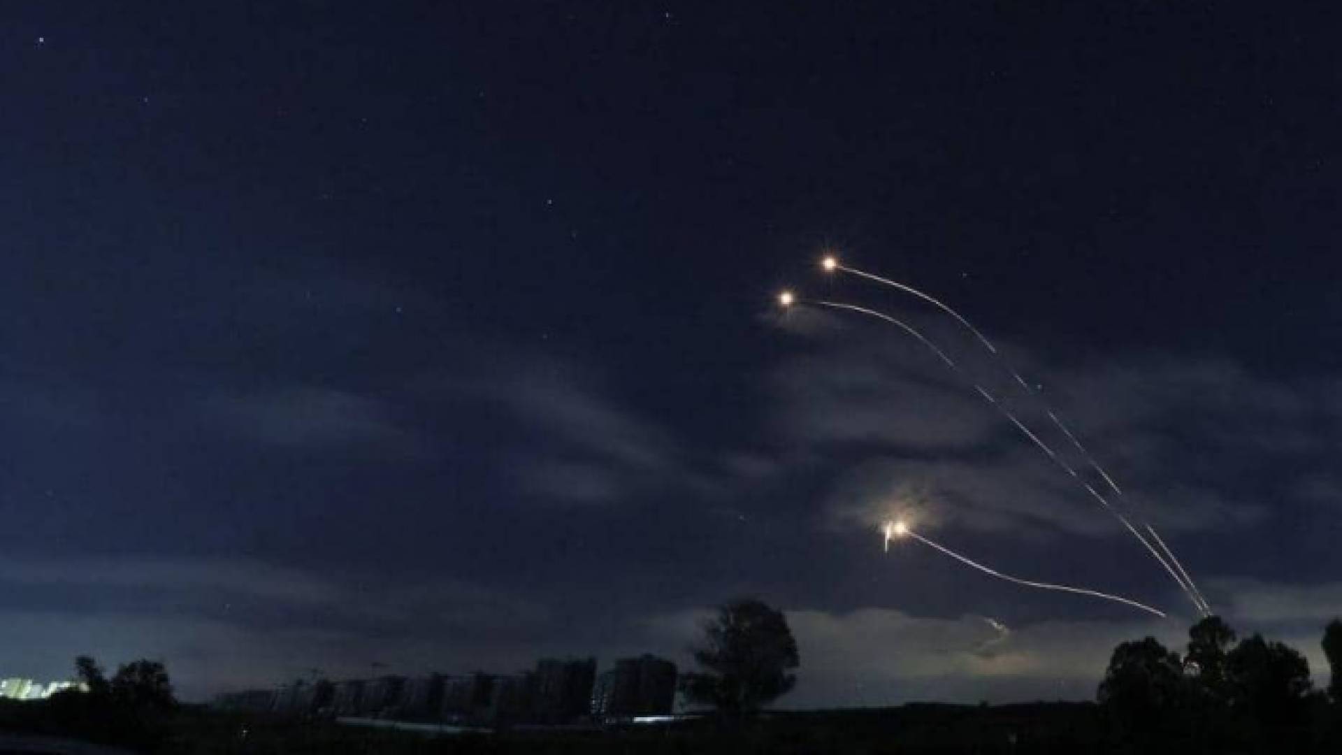 3 صواريخ أطلقت الخميس من جنوب لبنان باتجاه شمال كيان الاحتلال الإسرائيلي