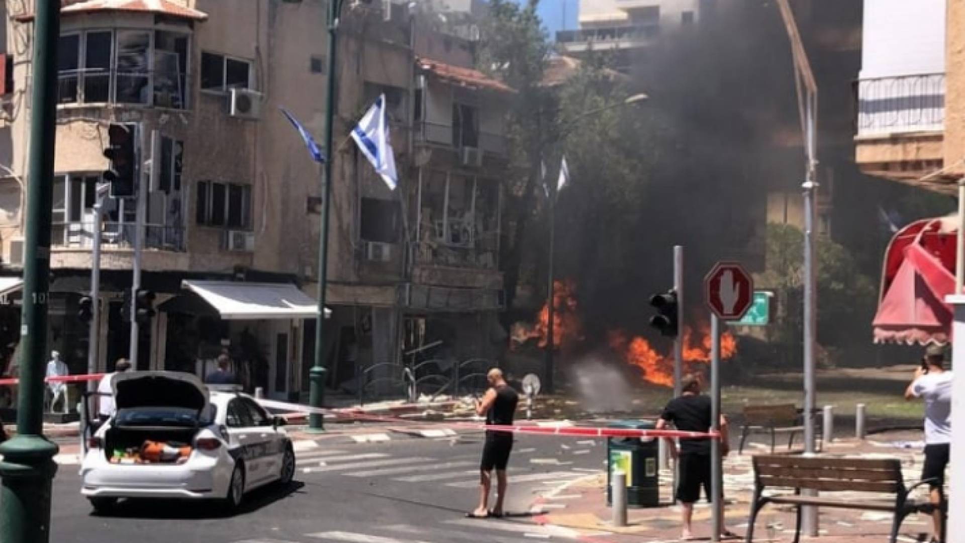 آثار قصف المقاومة الفلسطينية على تل أبيب