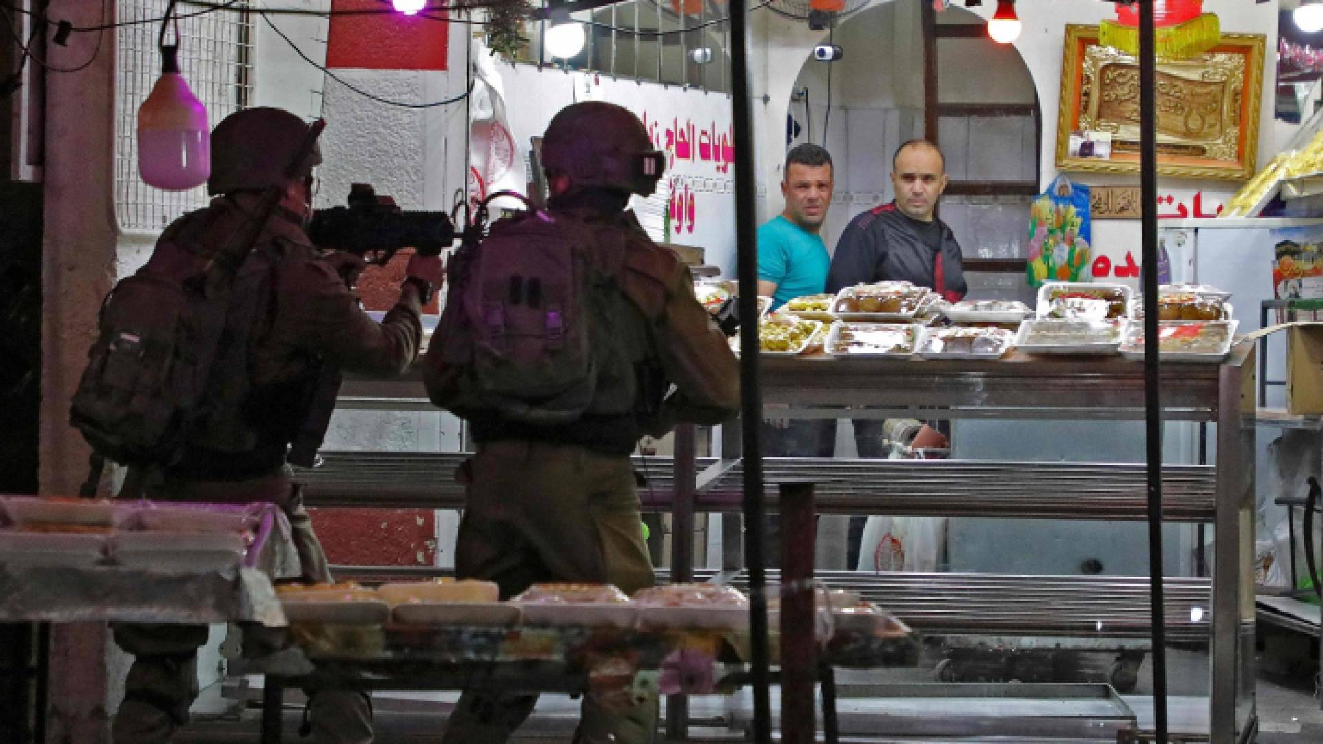 جانب من المواجهات مع جيش الاحتلال الإسرائيلي