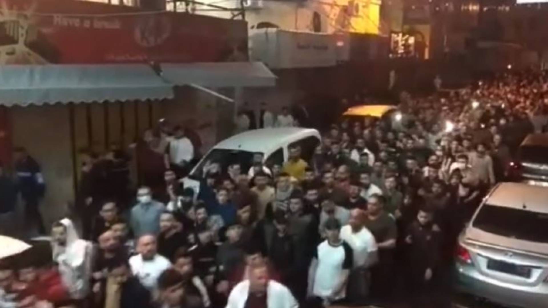 جانب من المسيرة