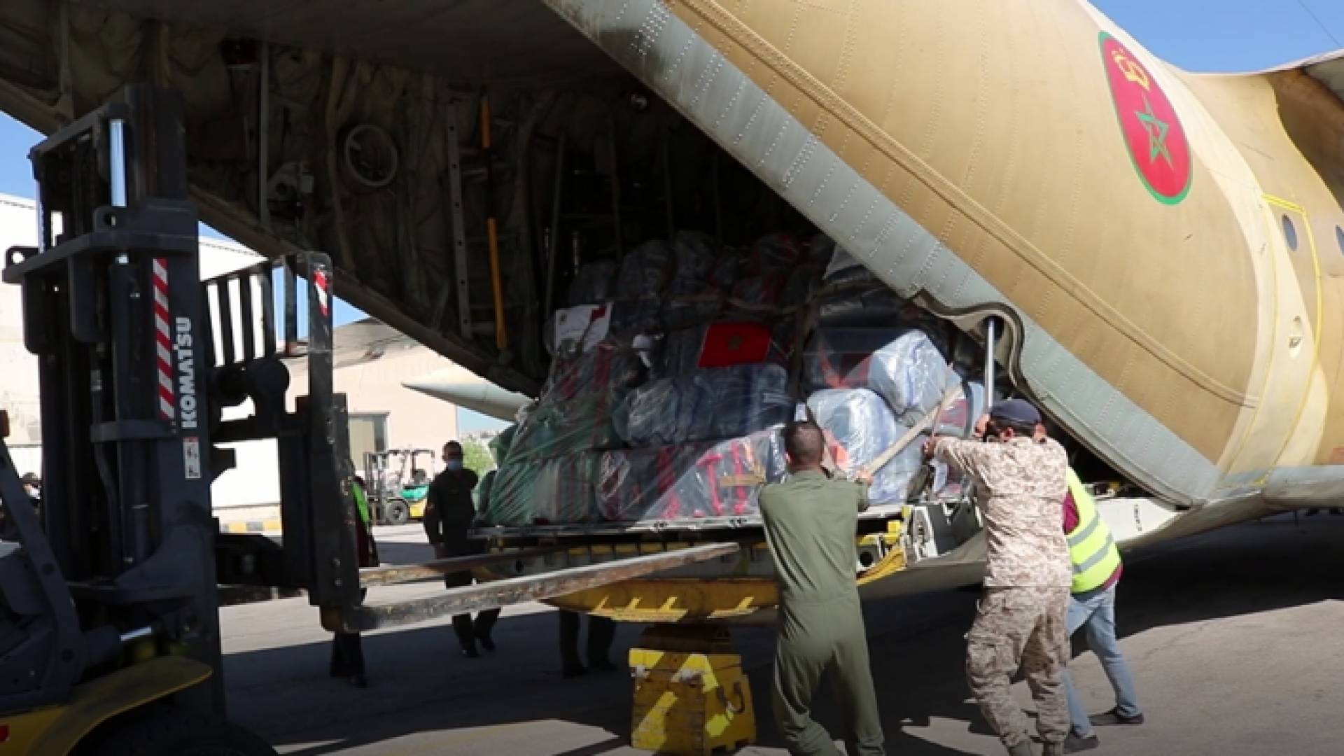 الأردن يستقبل طائرتي مساعدات طبية وإغاثية من المغرب للشعب الفلسطيني