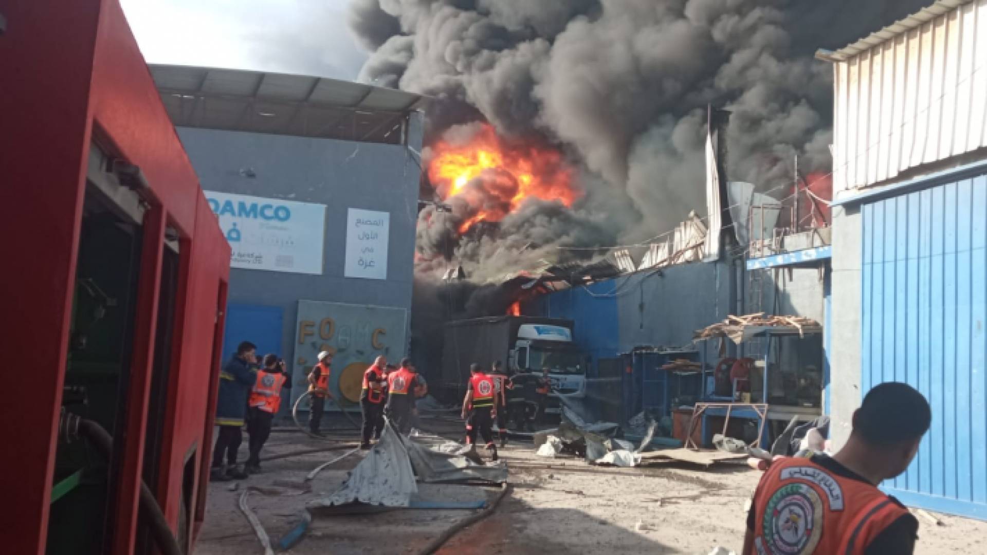 جانب من الحريق