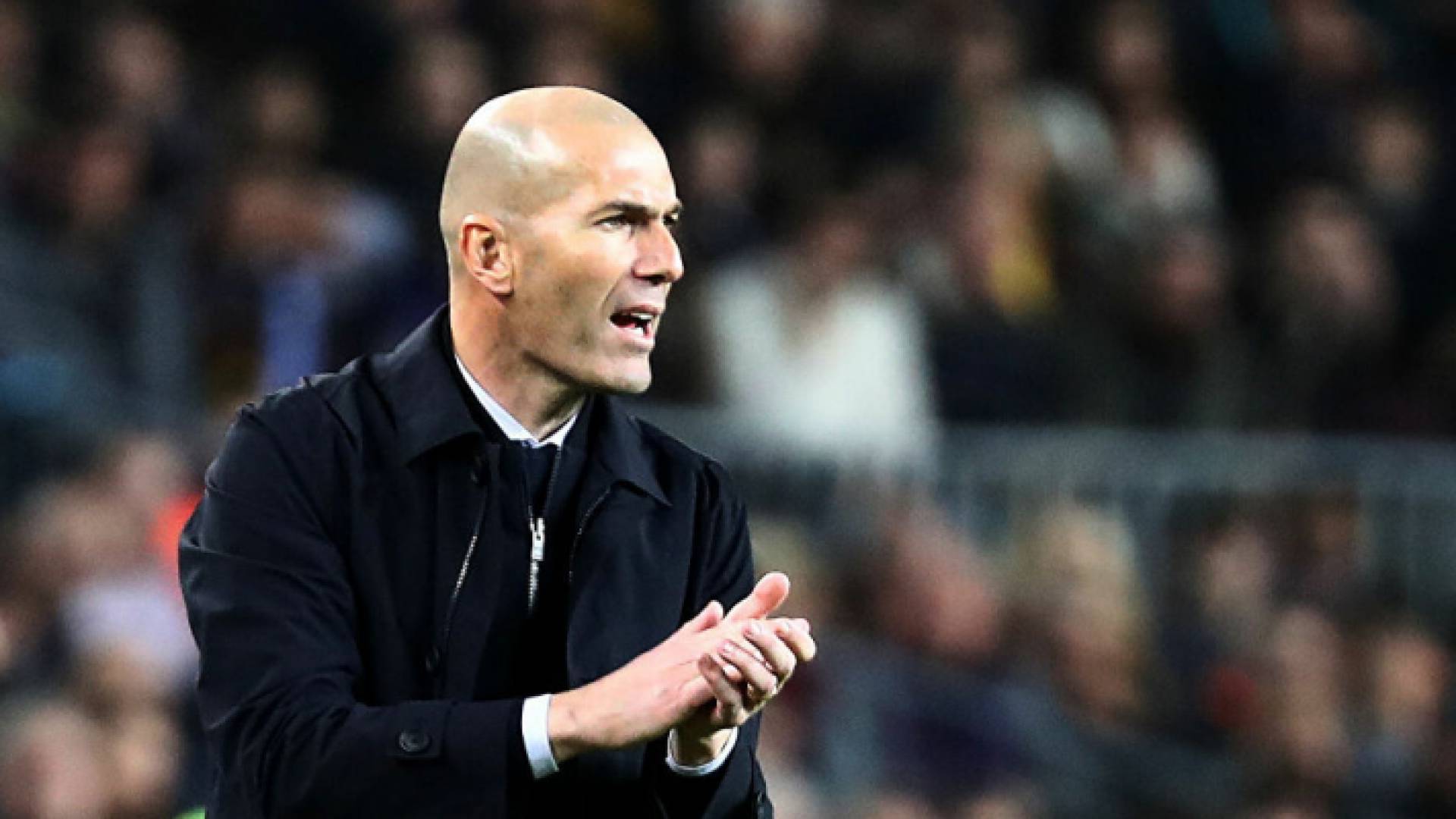 المدير الفني لفريق ريال مدريد زين الدين زيدان