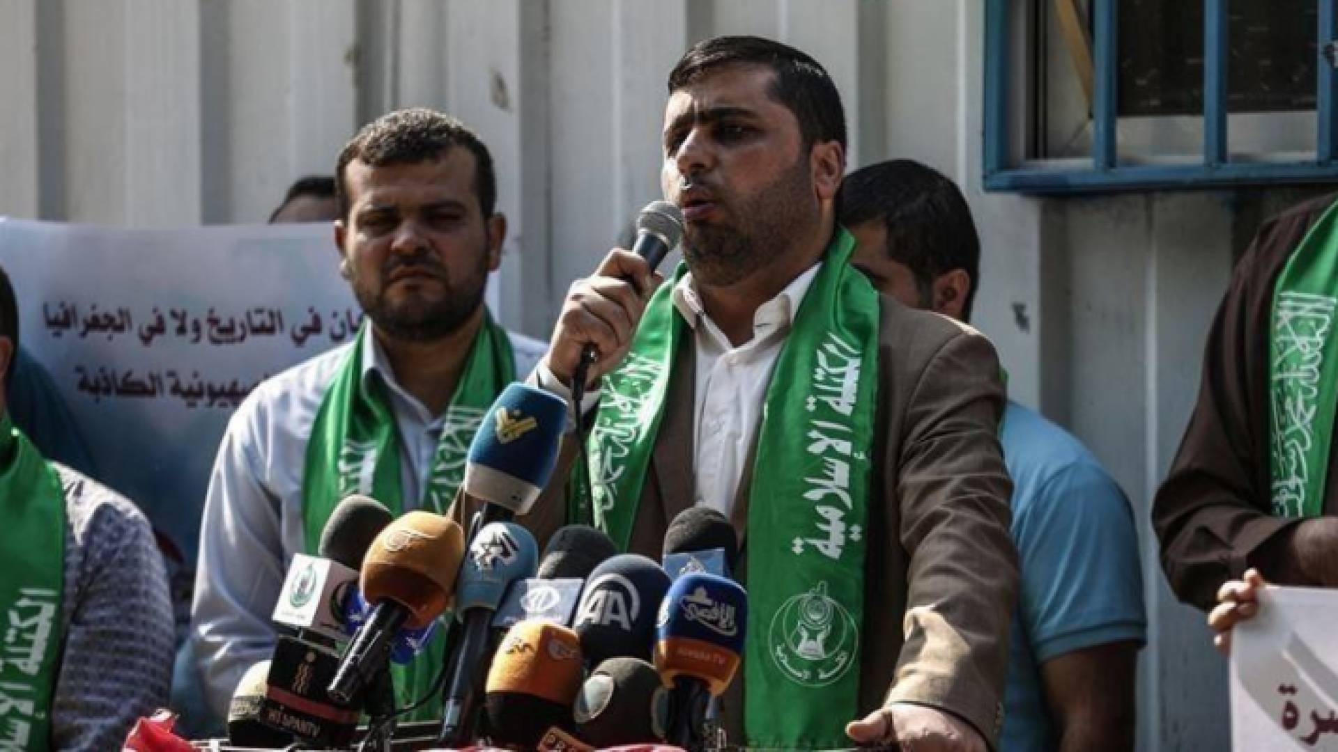 الناطق باسم حماس د.عبد اللطيف القانوع