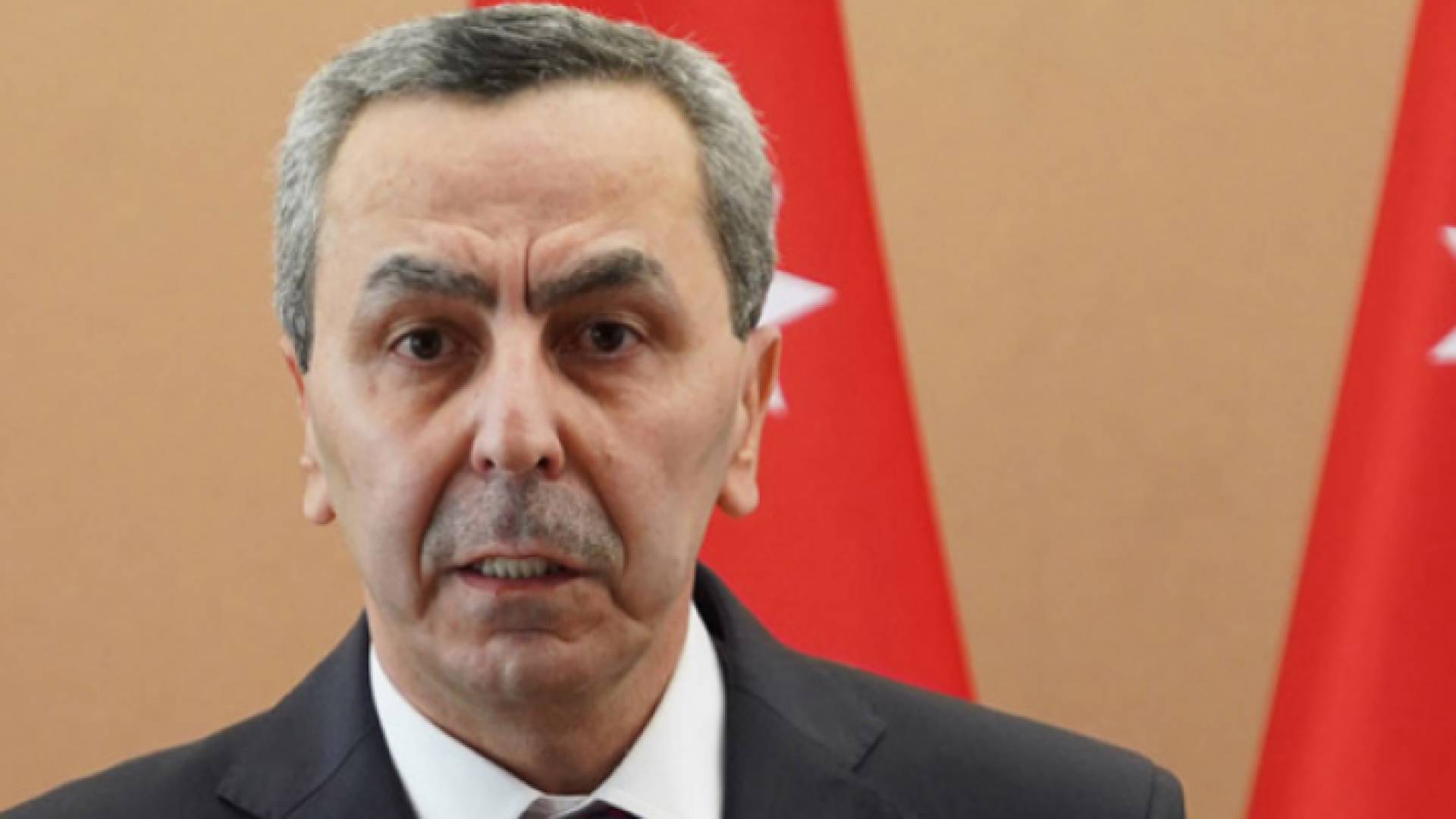 وزير التربية والتعليم الدكتور محمد أبو قديس