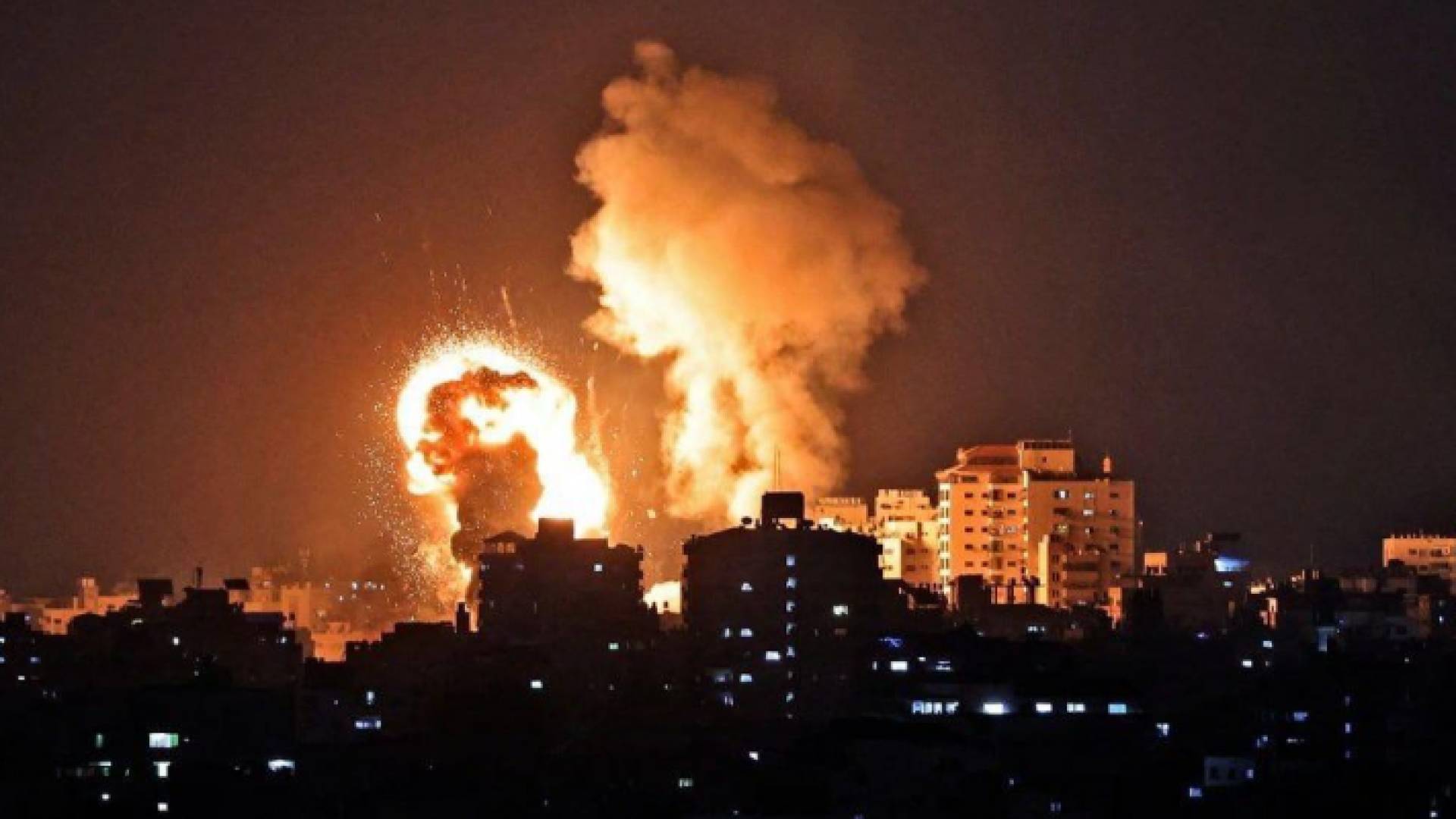 من قصف الاحتلال الاسرائيلي الذي استهدف مناطق في قطاع غزة