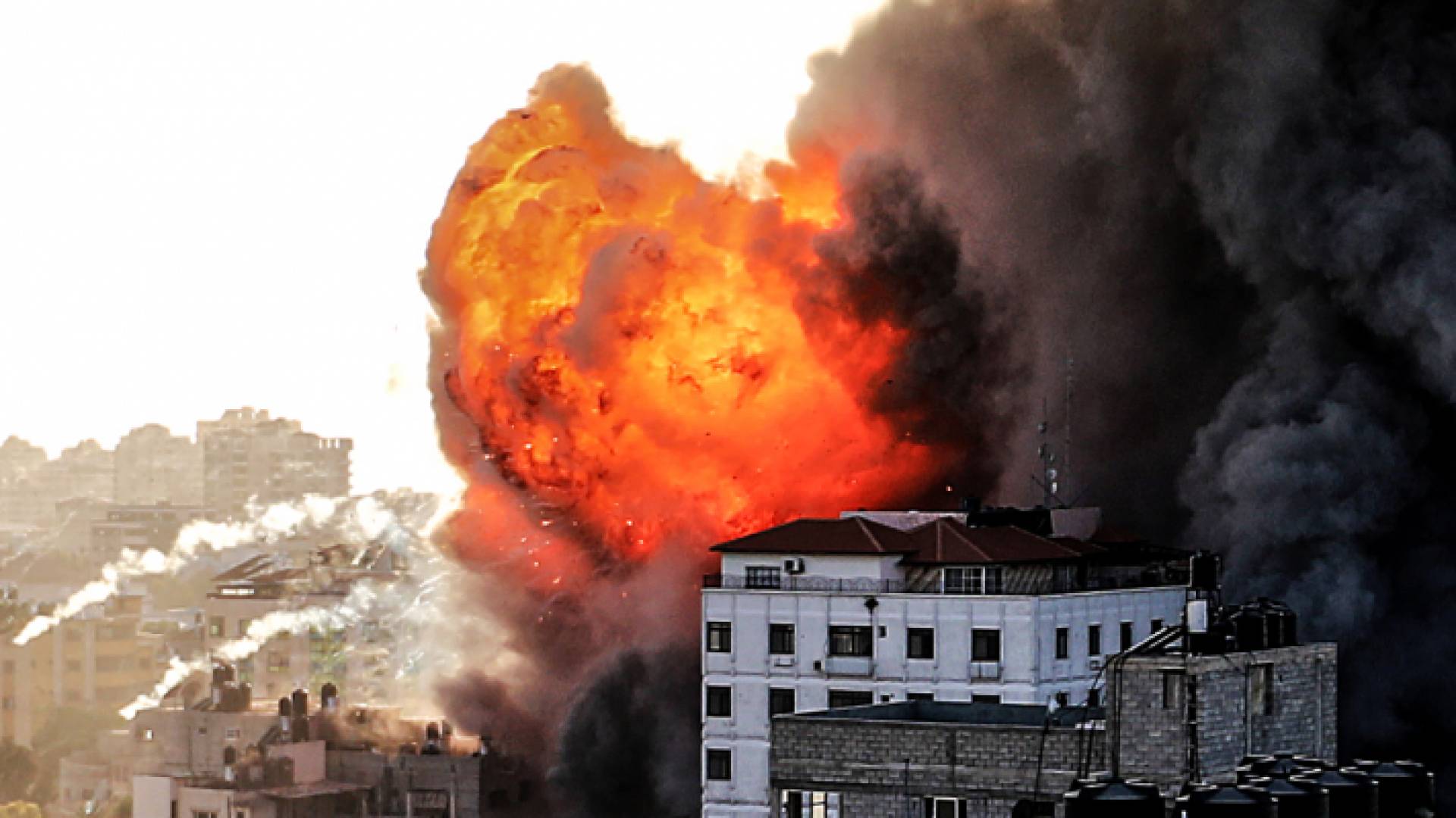 الصورة من قصف الاحتلال الإسرائيلي على غزة