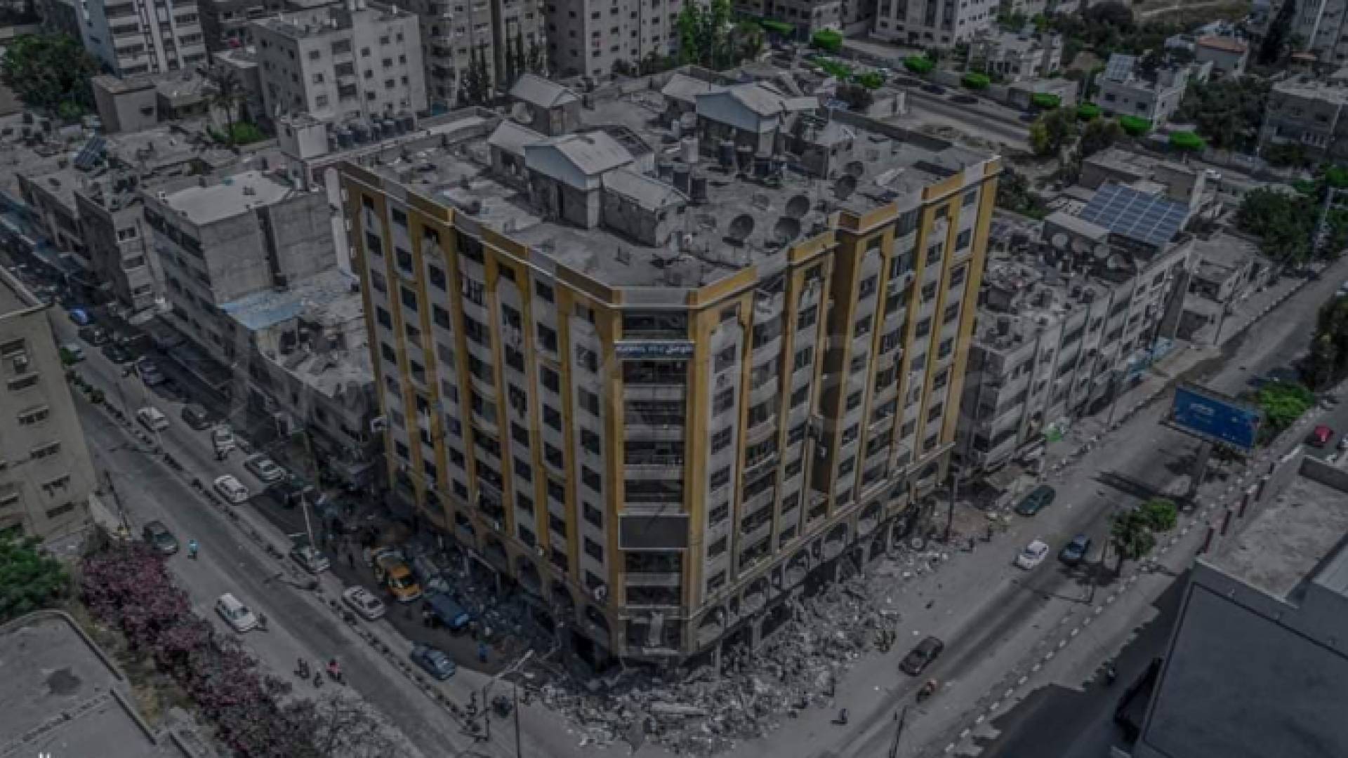 من اثار الدمار في غزة