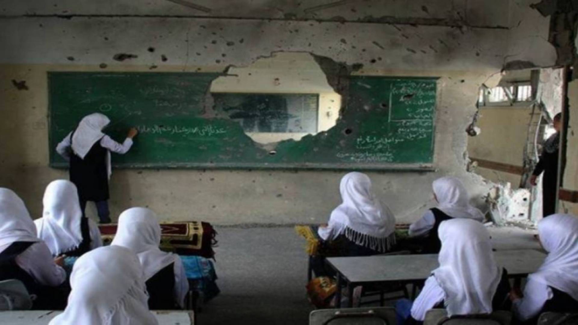 القصف الإسرائيلي ألحق أضرارا كبيرة بعدد من المدارس