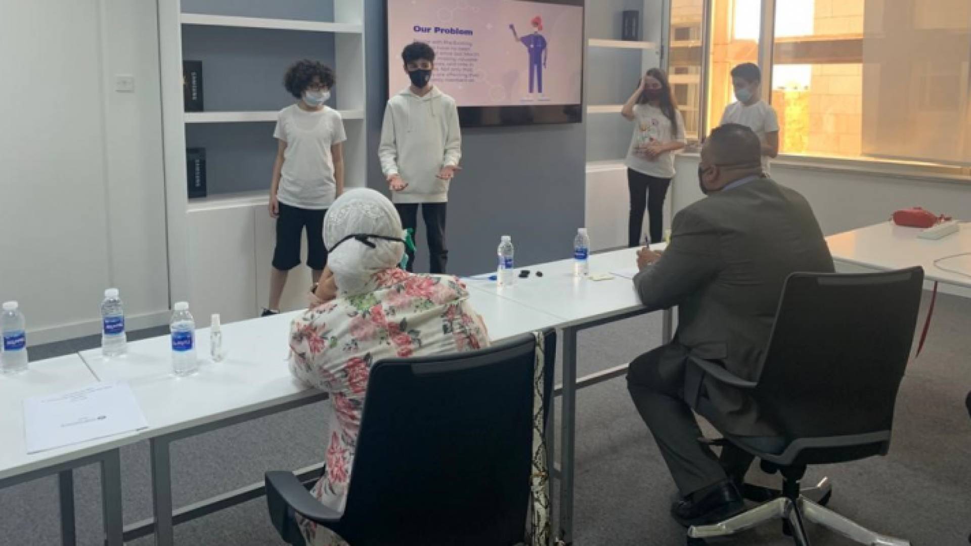 "سامسونج إلكترونيكس المشرق العربي" ووزارة الشباب تختتمان النسخة المحلية الثانية من مسابقة "Solve for Tomorrow"