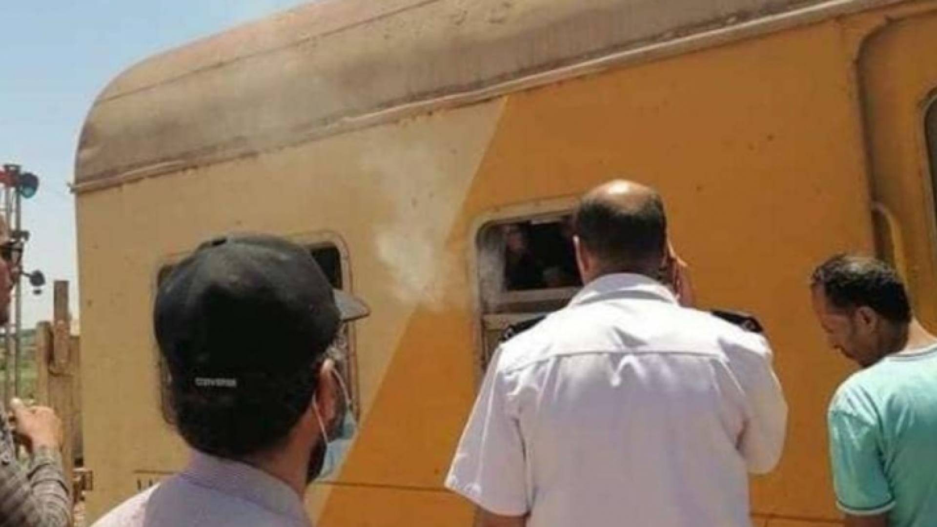 انقلاب عربتين بالقطار رقم 46