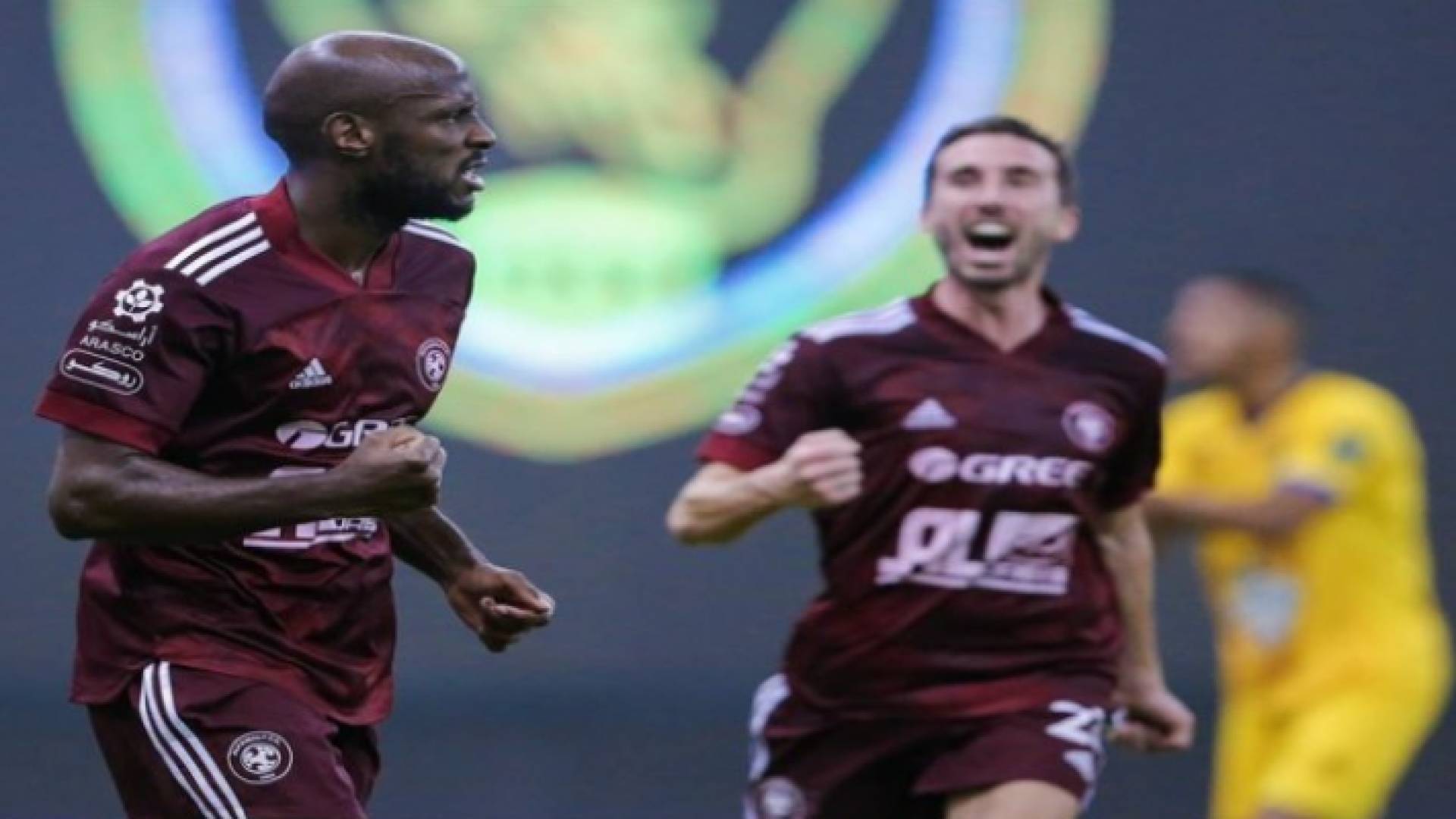 الوليد بن طلال يكافئ الفيصلي بعد تحقيق اللقب الأول في تاريخه