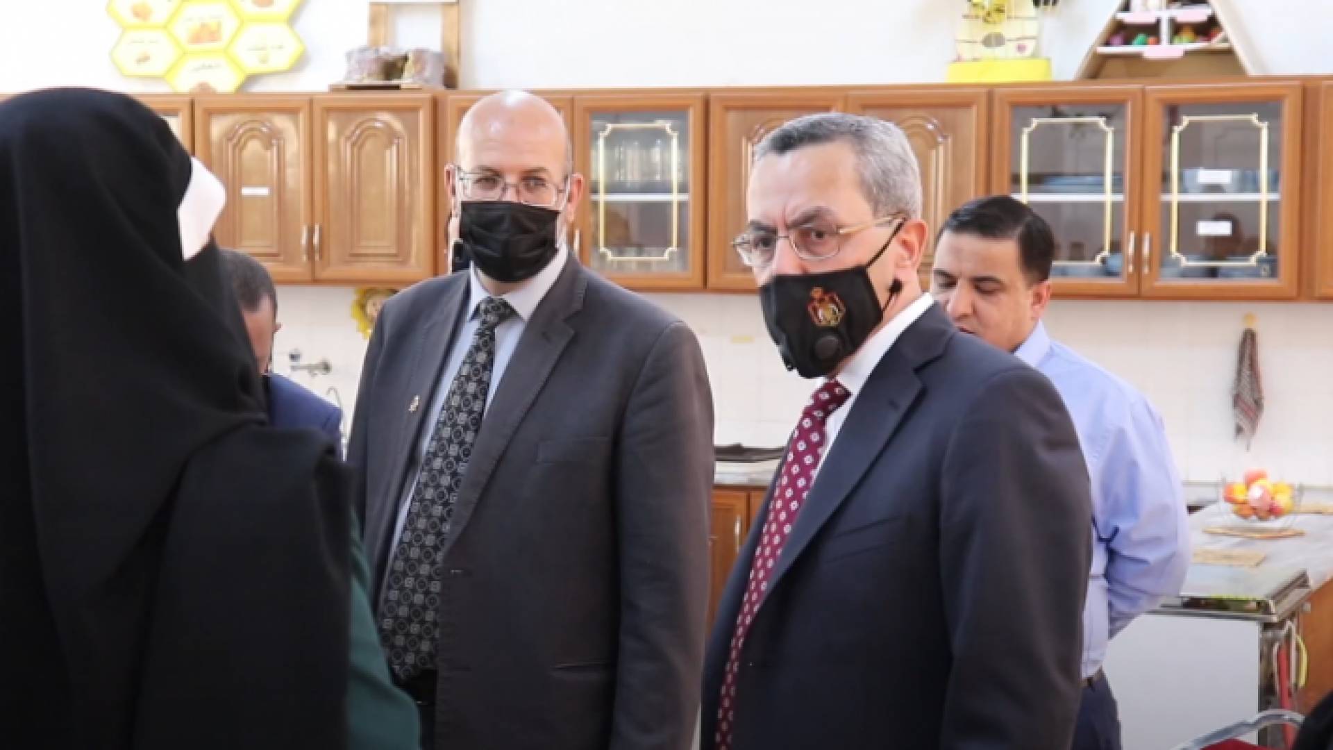 جانب من زيارة وزير التربية والتعليم ووزير التعليم العالي والبحث العلمي محمد أبو قديس