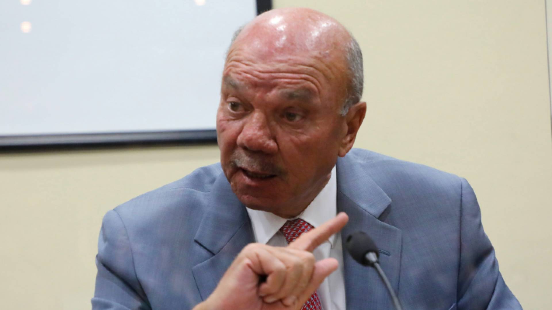 رئيس مجلس الأعيان فيصل الفايز