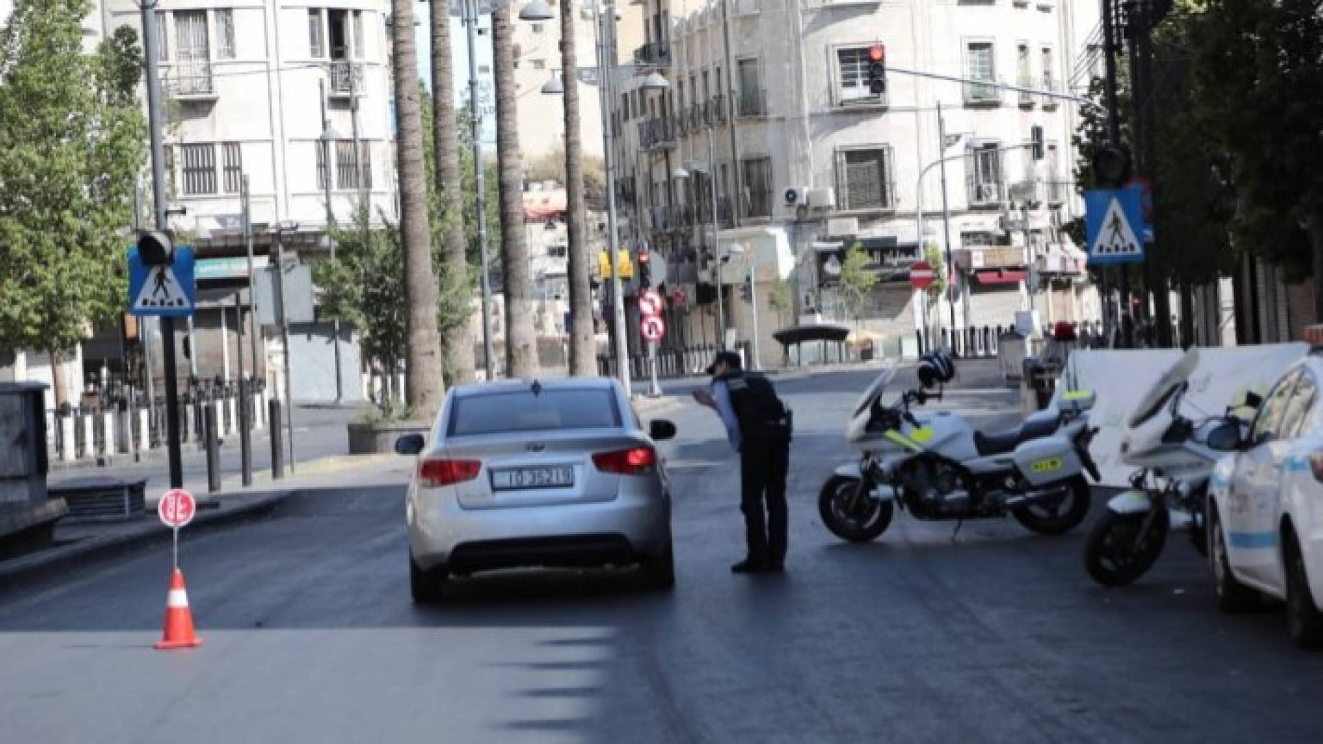 الخصاونة يُصدِر البلاغ رقم (38) الذي يسمح لمن تلقى المطعوم بالتجول