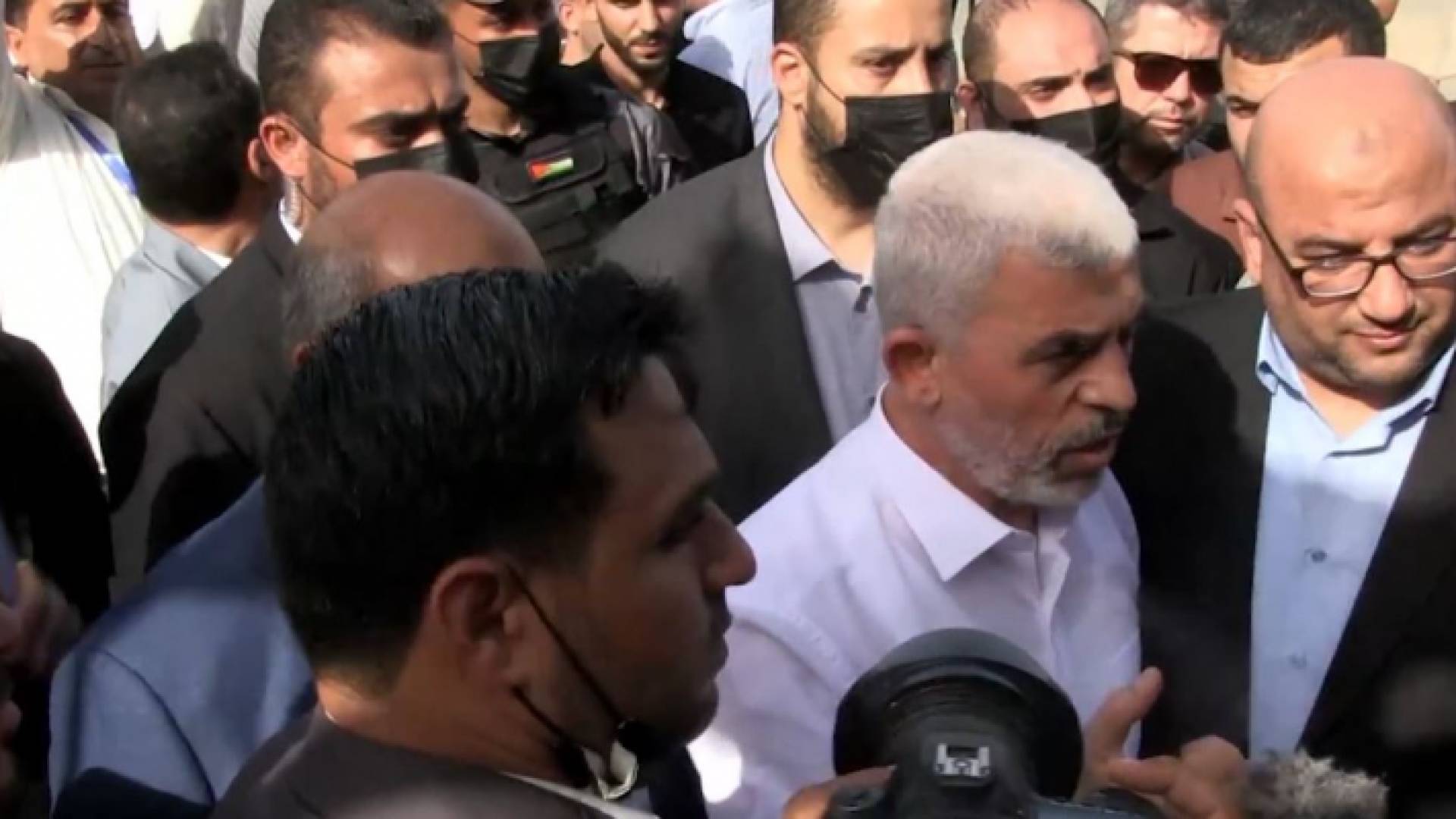 الرقم 1111 وتأويلات الشارع الفلسطيني في تفسير لغز " السنوار "