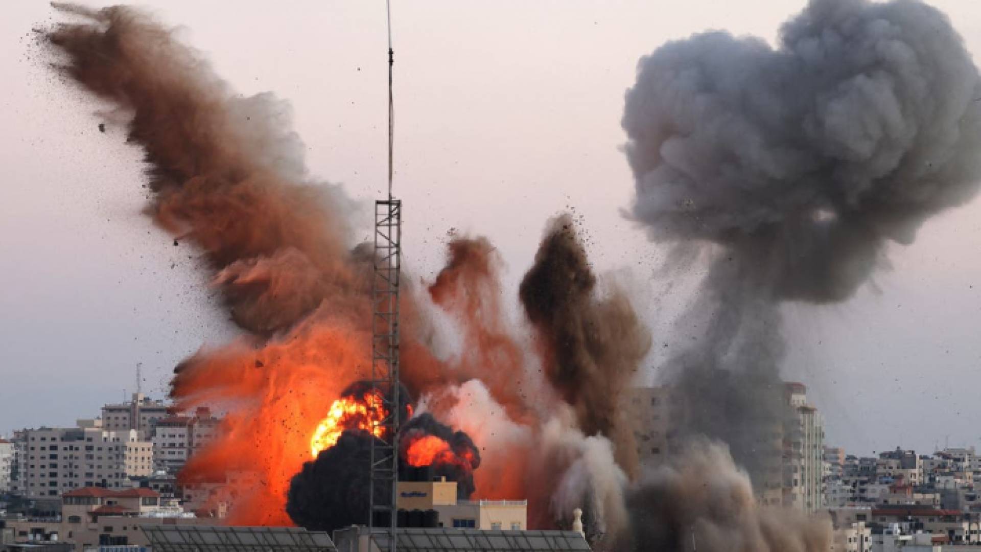 جانب من القصف الإسرائيلي الأخير خلال العدوان على غزة