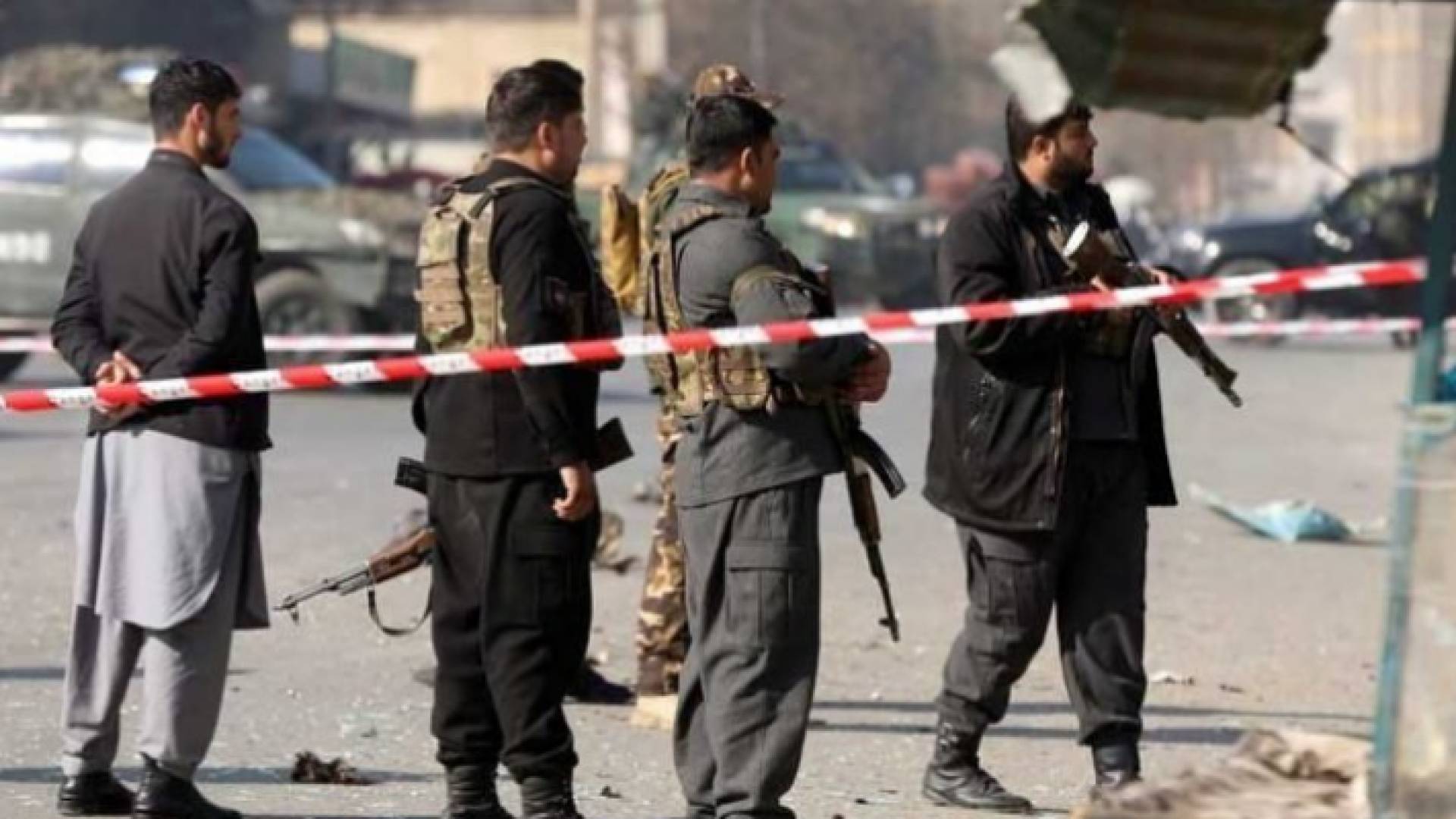 عناصر من الأمن الأفغاني