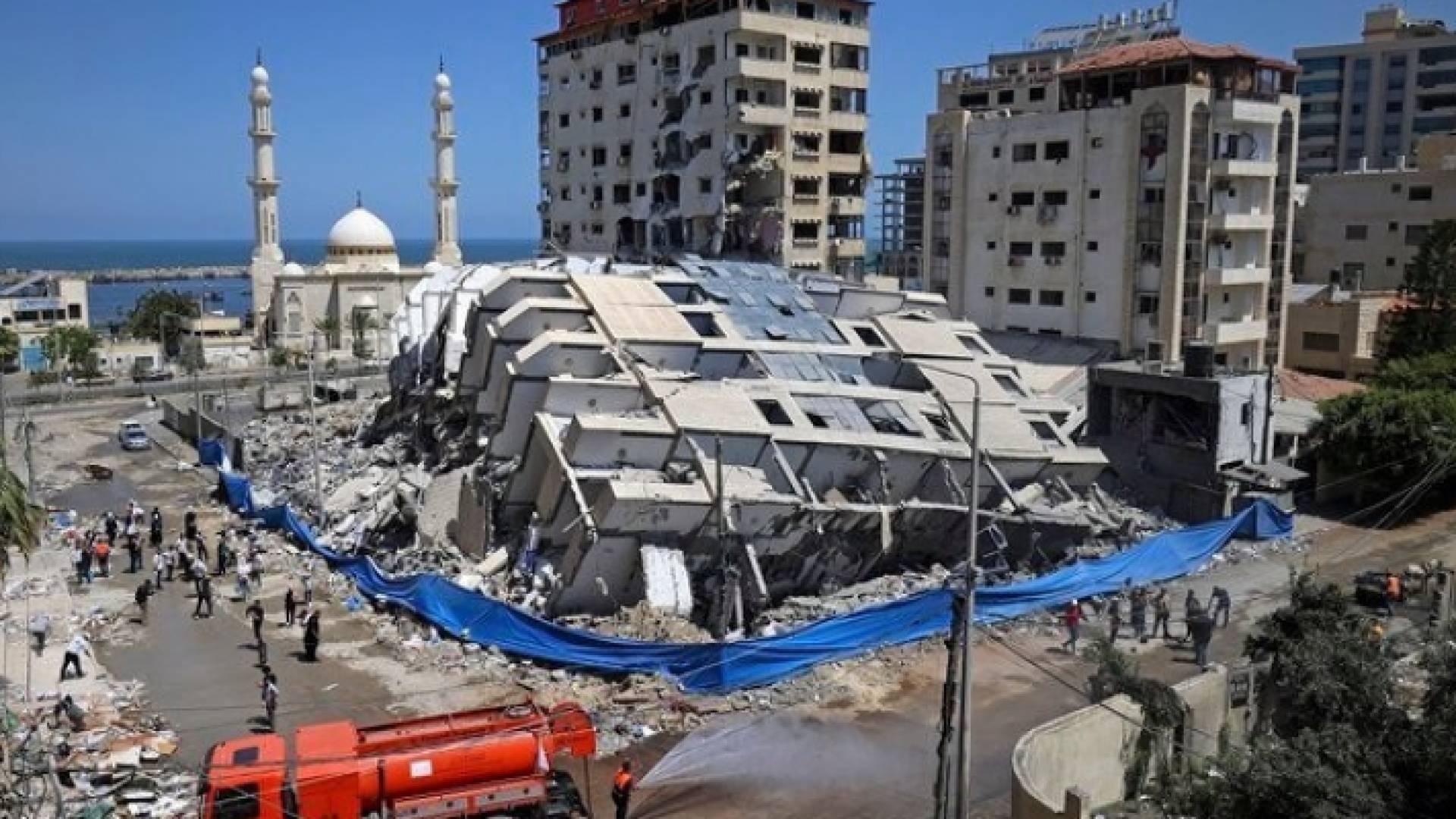 العدوان الإسرائيلي دمر مئات المباني في قطاع غزة