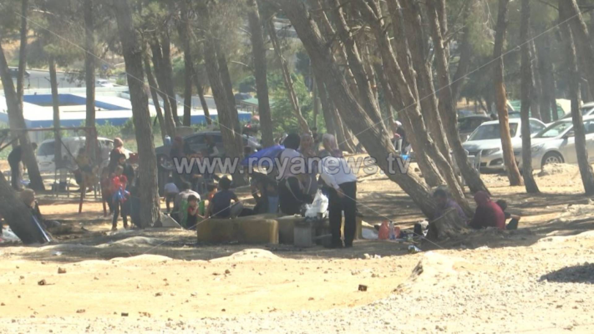 غياب النظافة يحرم العمانيين من الاستمتاع بحدائقهم العامة