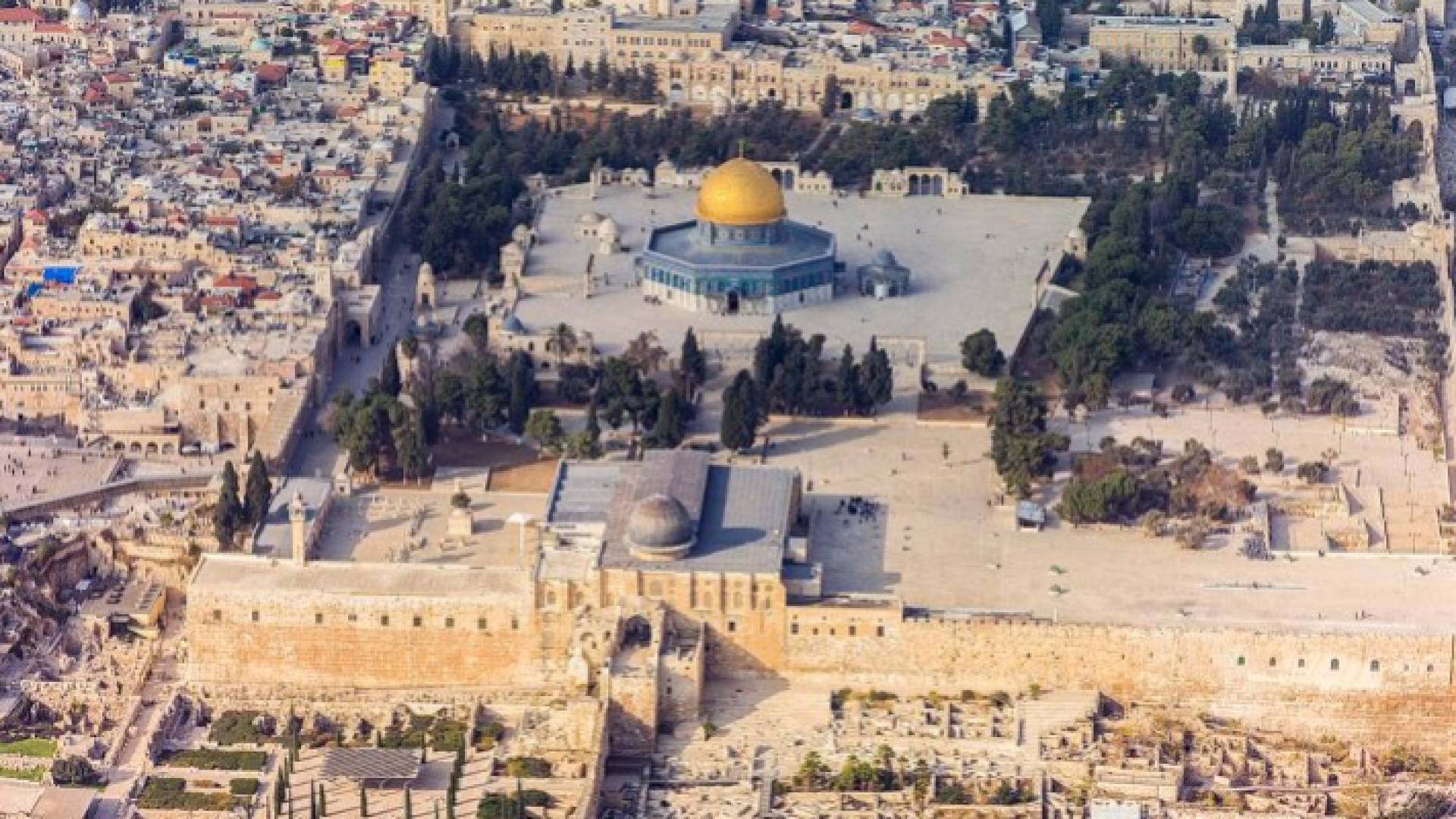 مفتي القدس يدعو إلى شد الرحال للمسجد الأقصى المبارك