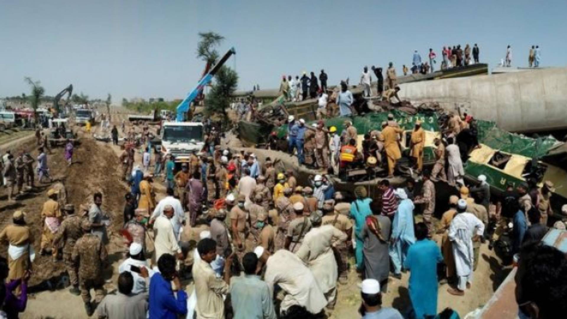 حادثة القطار أسفرت عن مقتل وإصابة العشرات