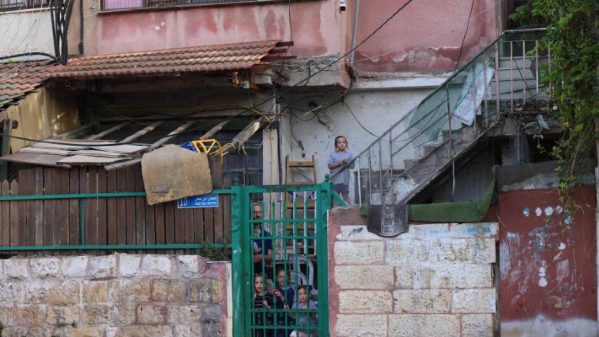 أحد العائلات حي الشيخ جراح في القدس المحتلة