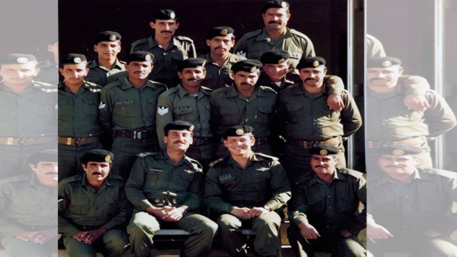 جلالة الملك برفقة رفاق السلاح