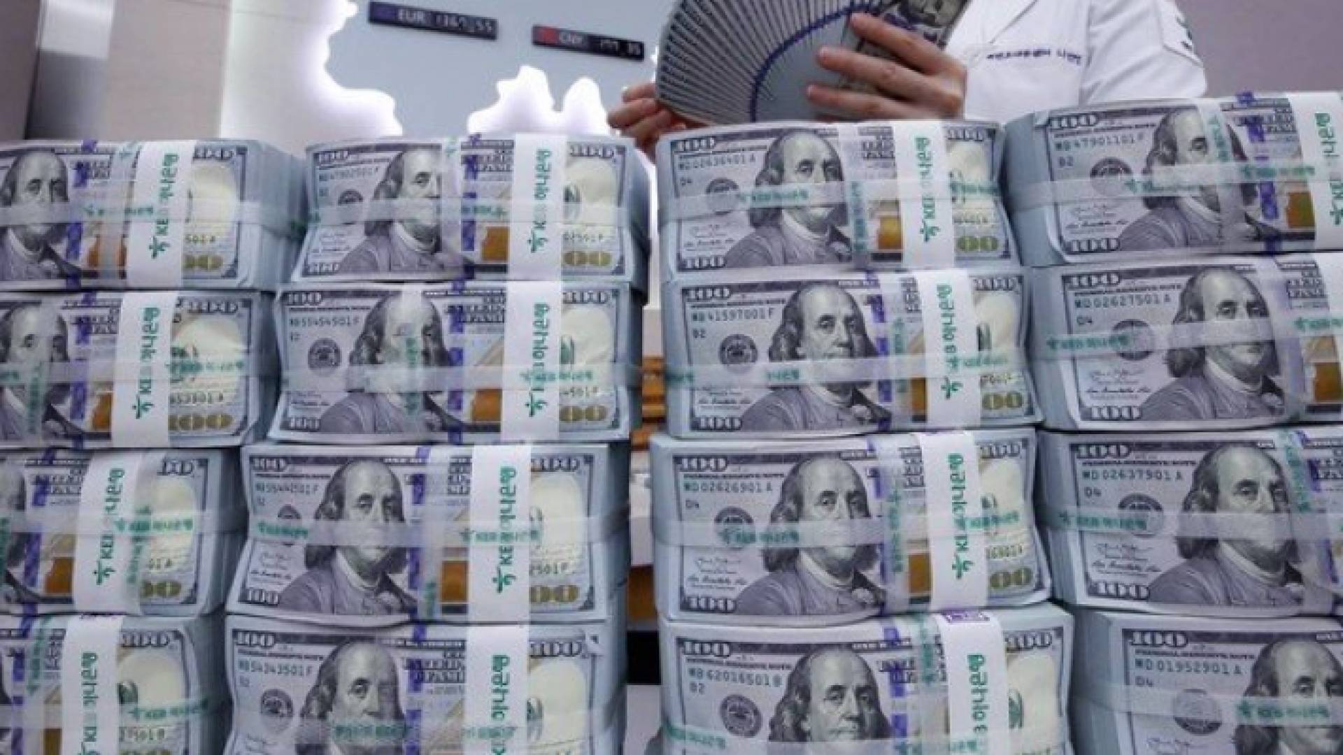 أوراق نقدية من فئة الدولار الأمريكي