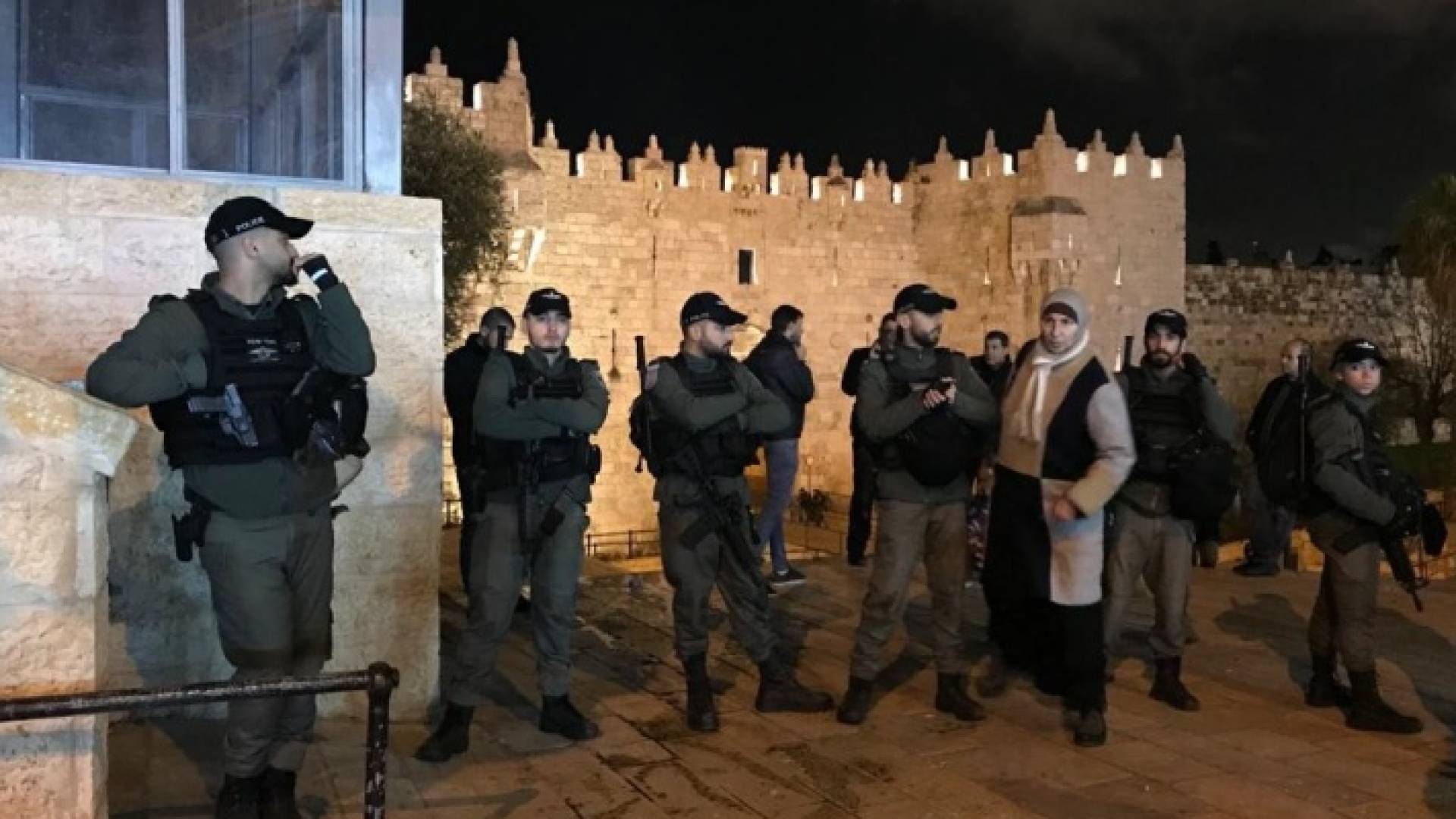 الاحتلال يدفع بتعزيزات بالضفة والقدس عشية "مسيرة الأعلام" الاستفزازية