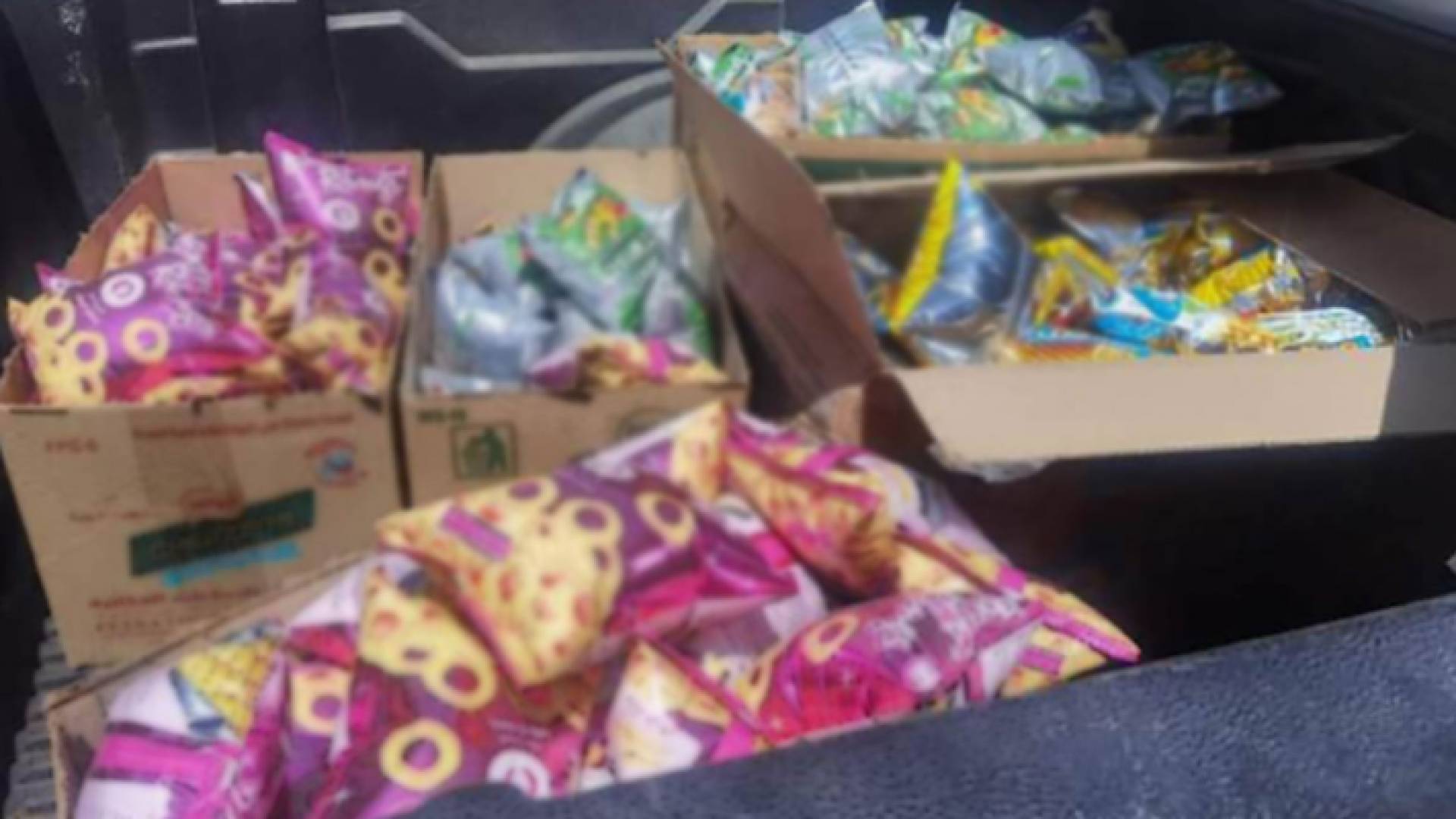 ضبط كمية من الشيبس منتهي الصلاحية في الزرقاء